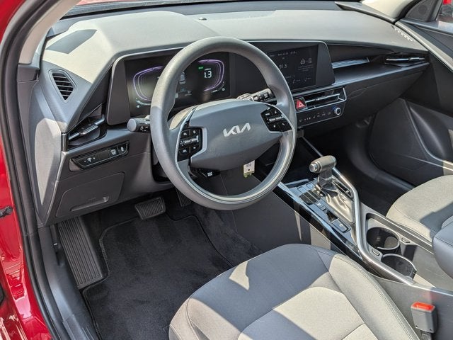 2025 Kia Niro LX