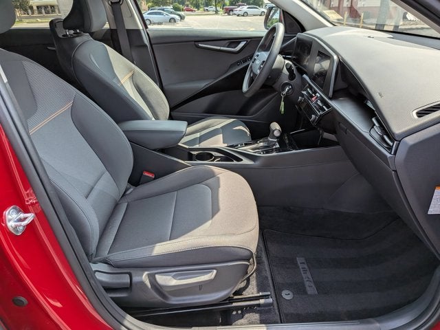 2025 Kia Niro LX
