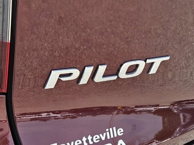 2022 Honda Pilot Touring 8-Passenger