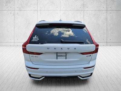 2023 Volvo XC60 Plus Dark Theme