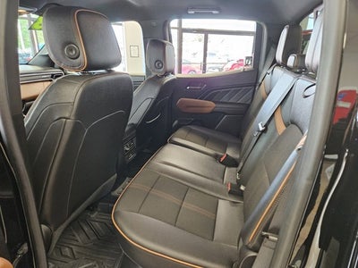 2023 GMC Canyon 4WD AT4