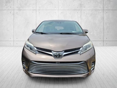 2019 Toyota Sienna XLE Auto Access Seat
