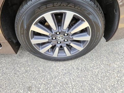 2019 Toyota Sienna XLE Auto Access Seat