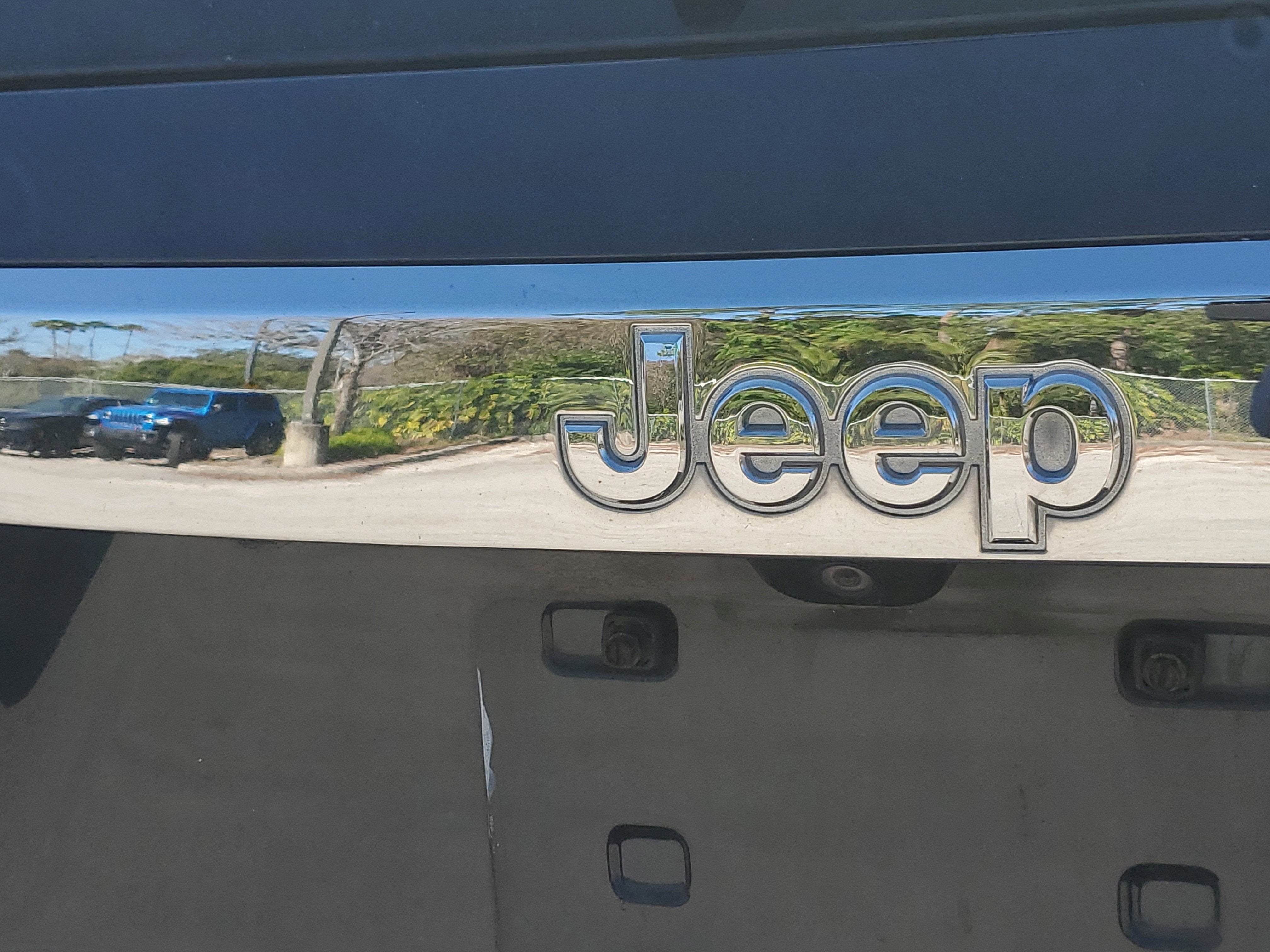 2012 Jeep Grand Cherokee Overland