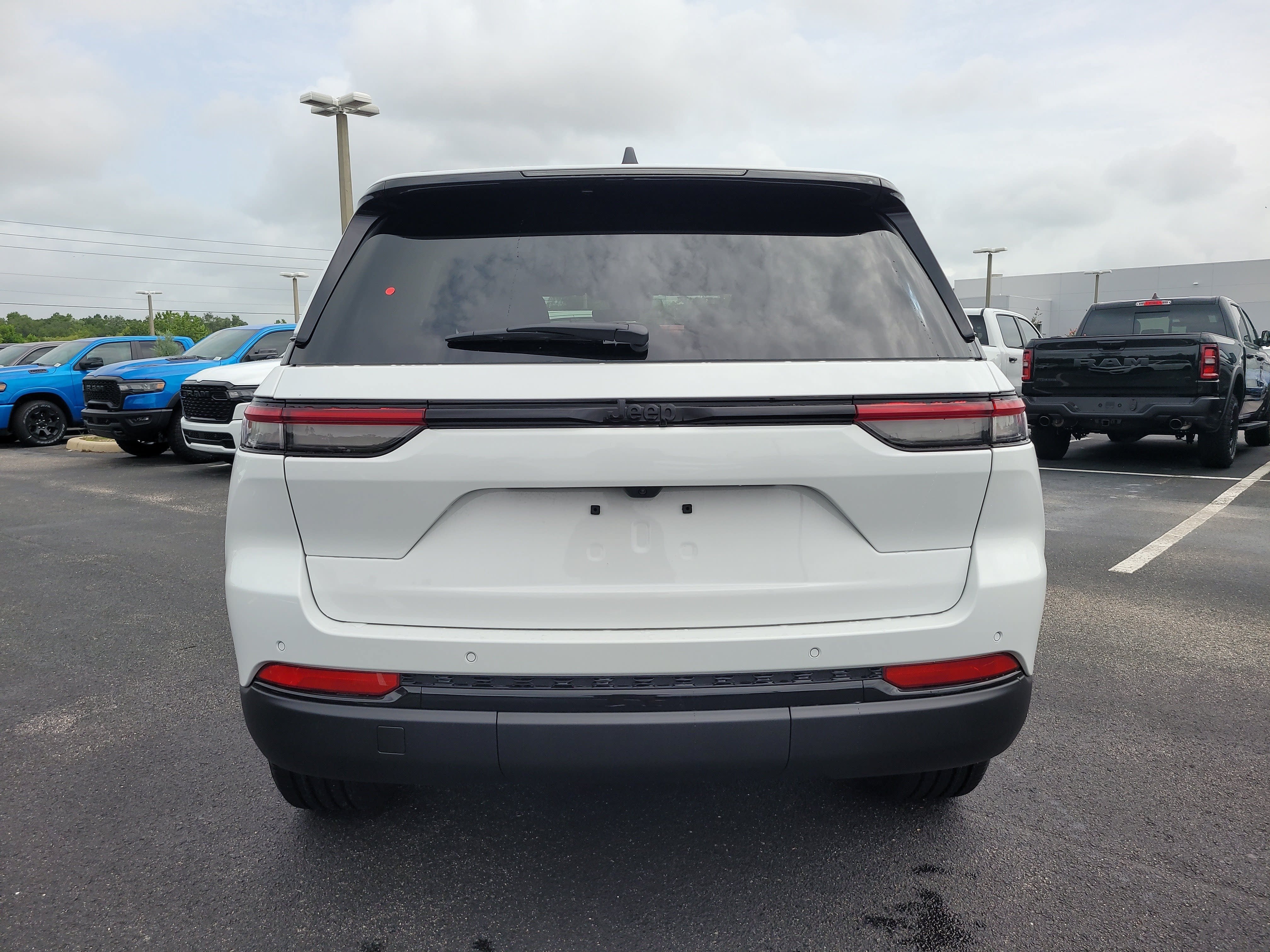 2025 Jeep Grand Cherokee Altitude X