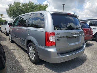 2014 Chrysler Town & Country Touring