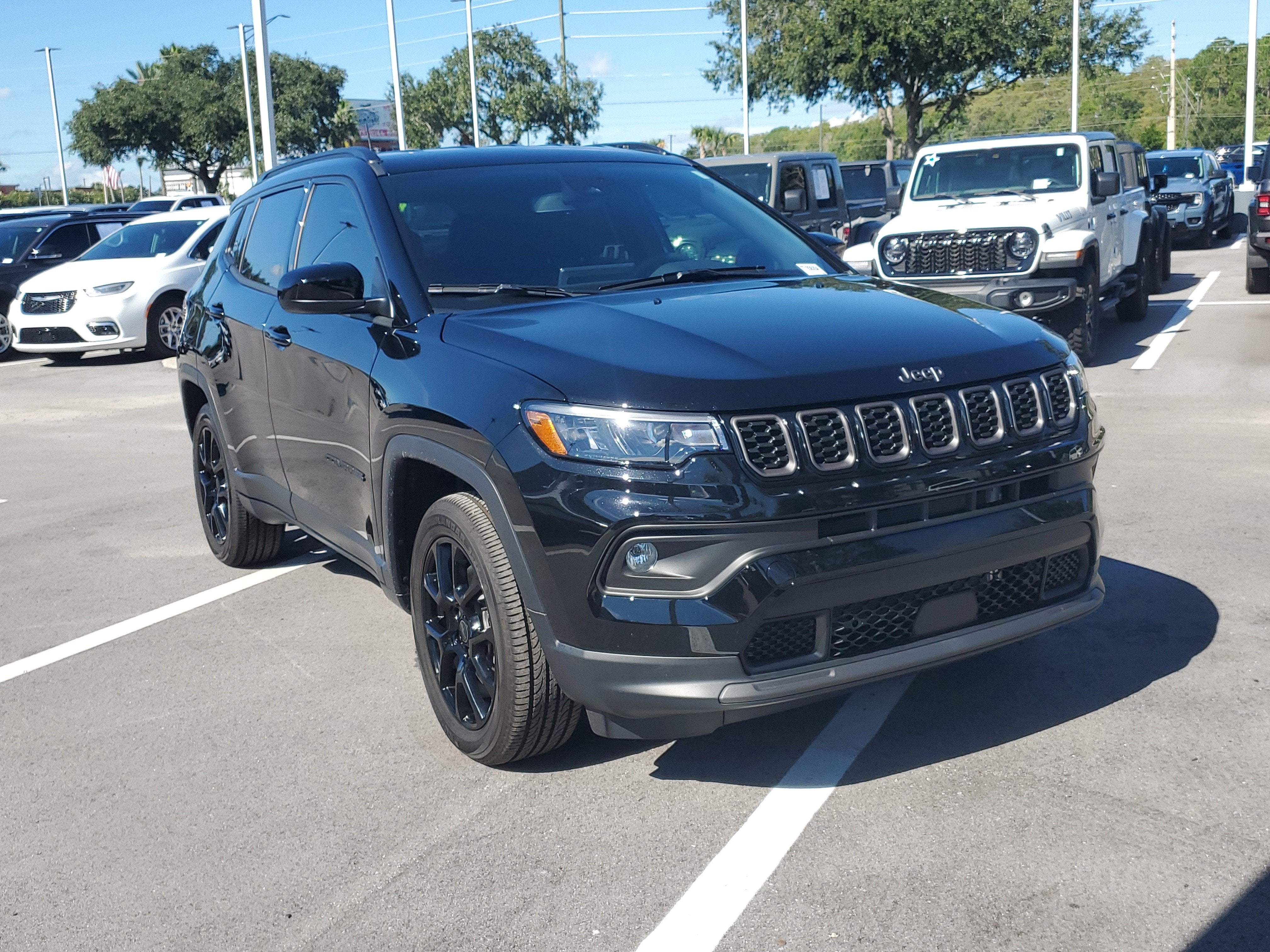 2026 Jeep Compass Latitude Altitude