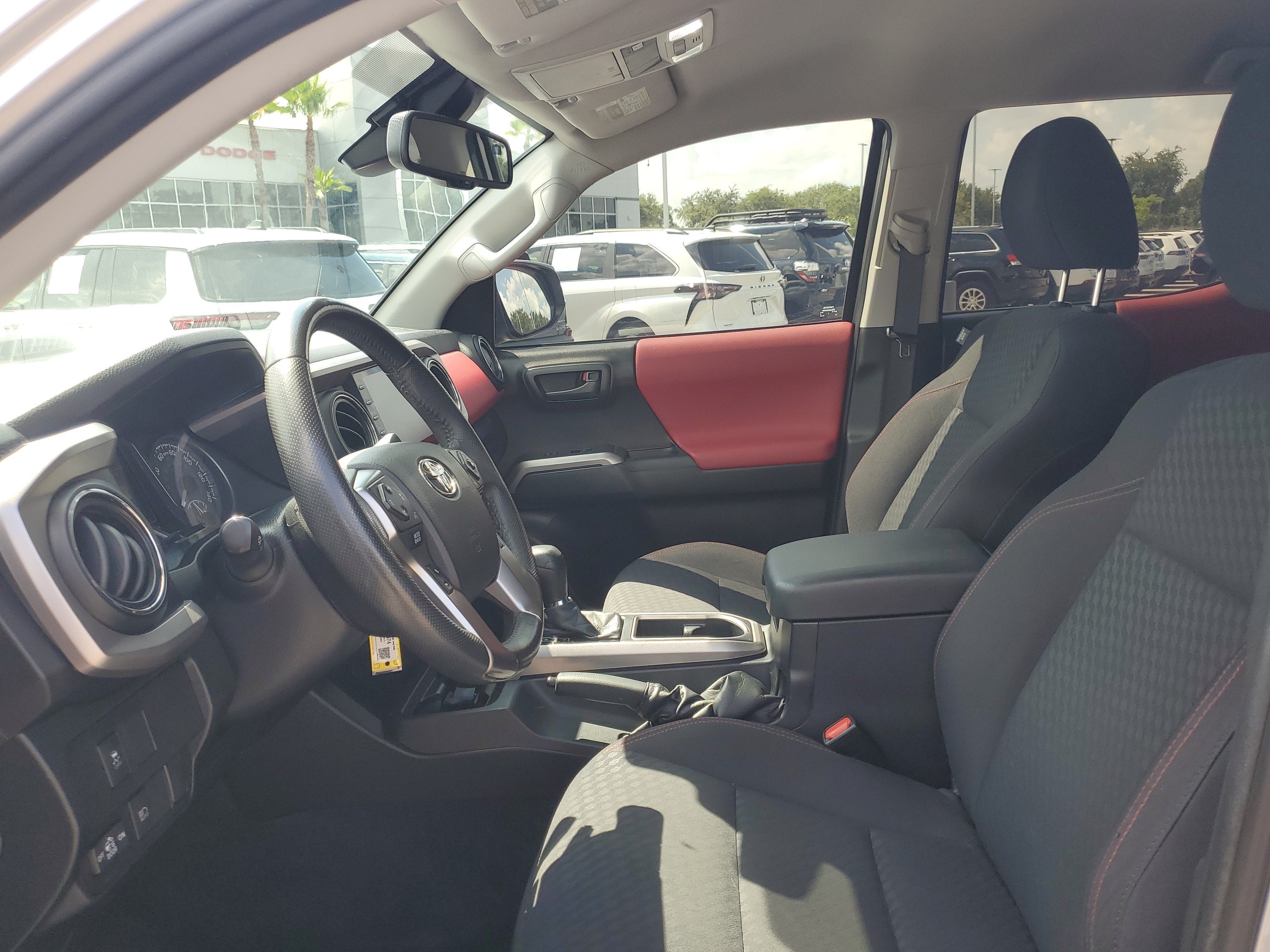 2022 Toyota Tacoma 2WD SR5