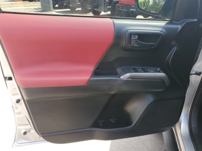 2022 Toyota Tacoma 2WD SR5