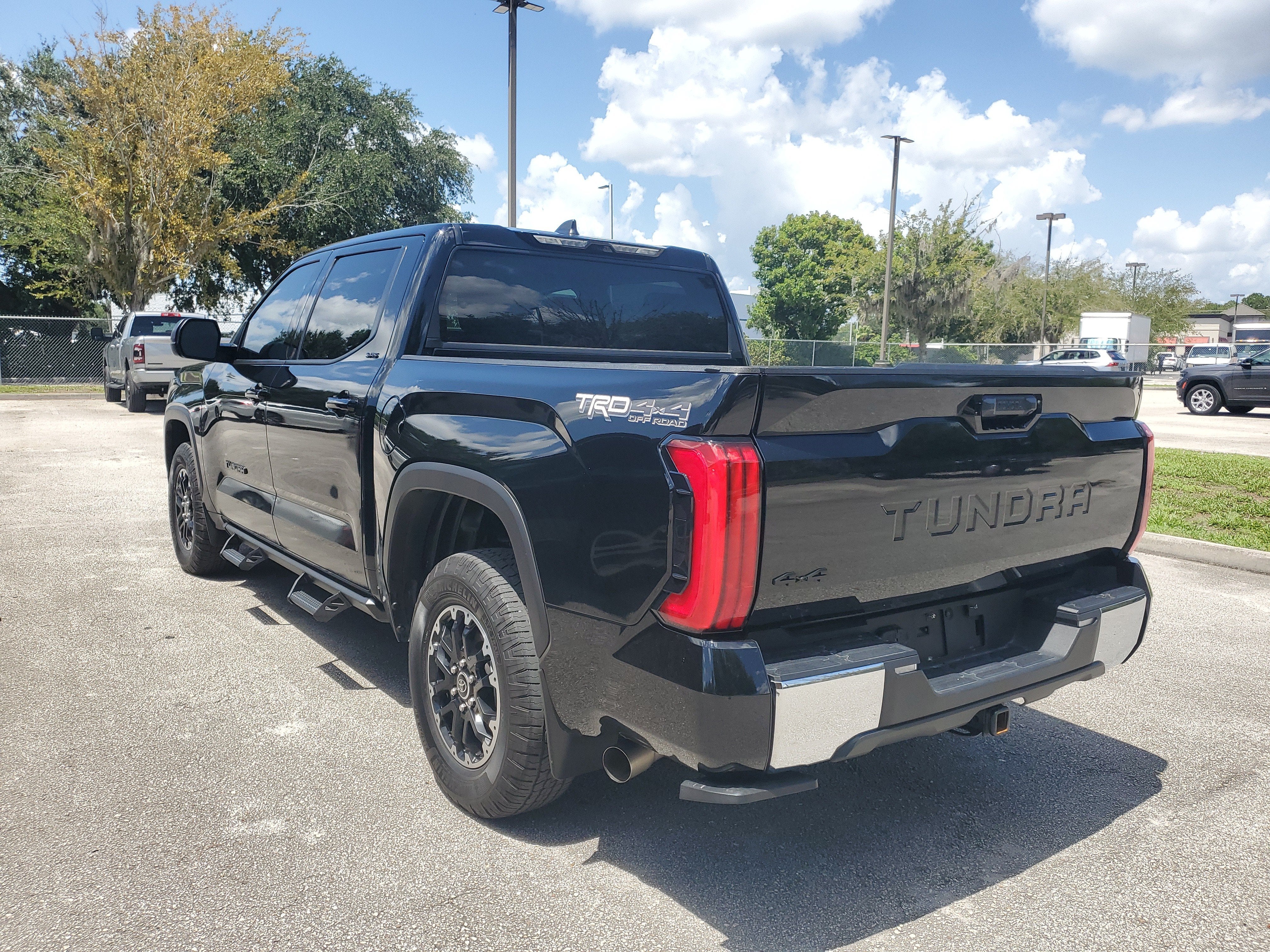 2024 Toyota Tundra 4WD SR5