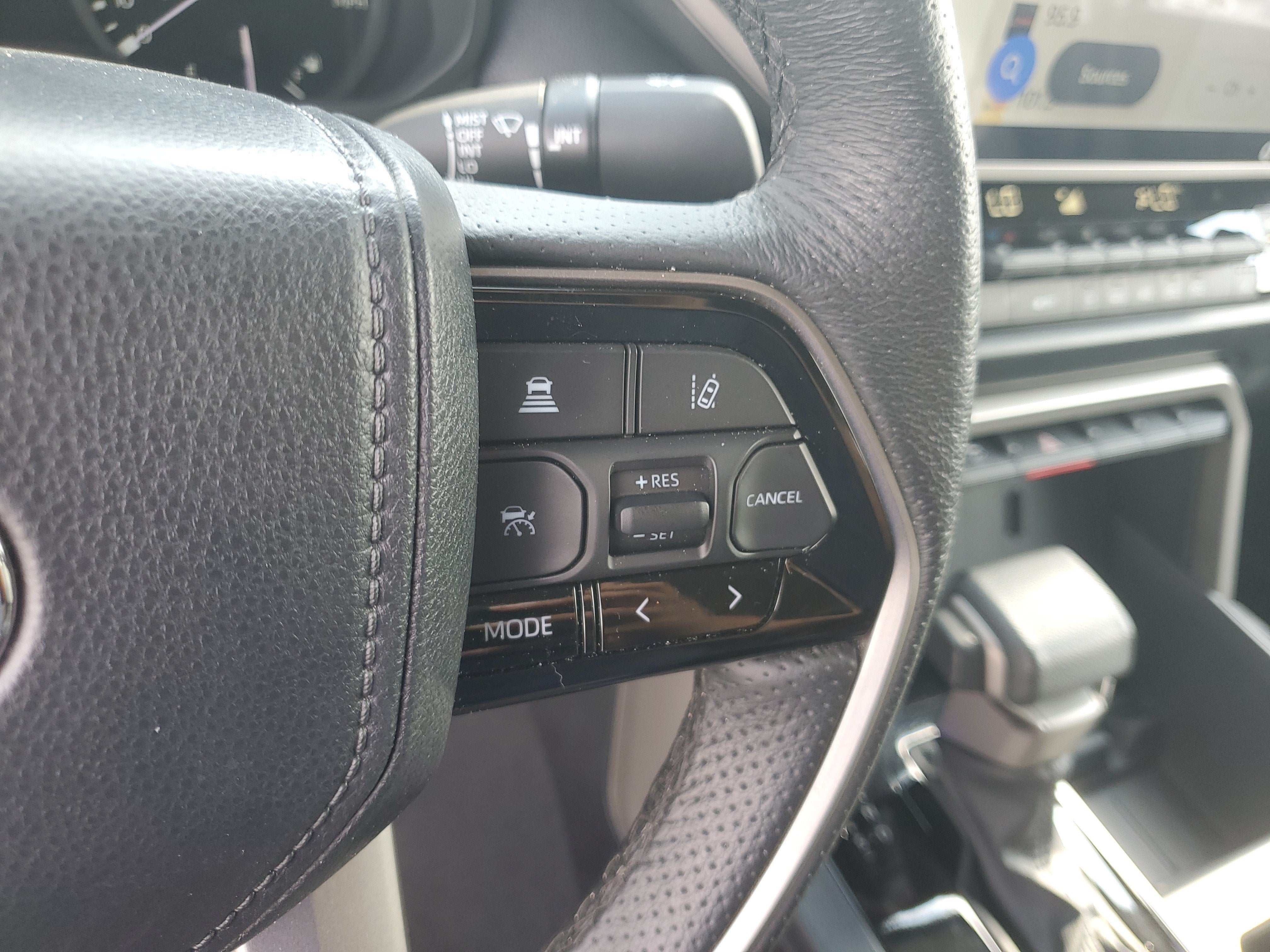 2023 Toyota Tundra 4WD SR5