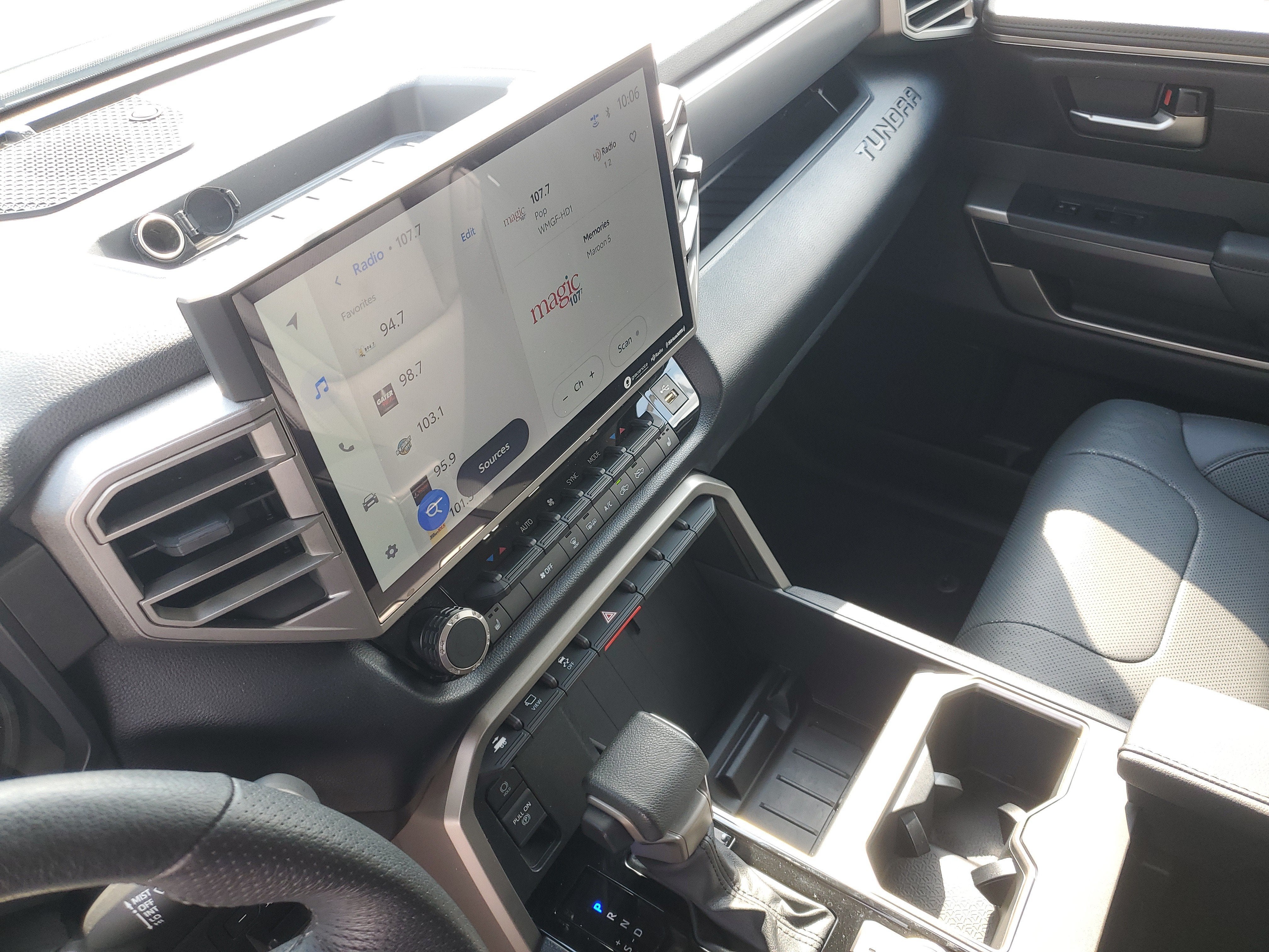 2023 Toyota Tundra 4WD SR5
