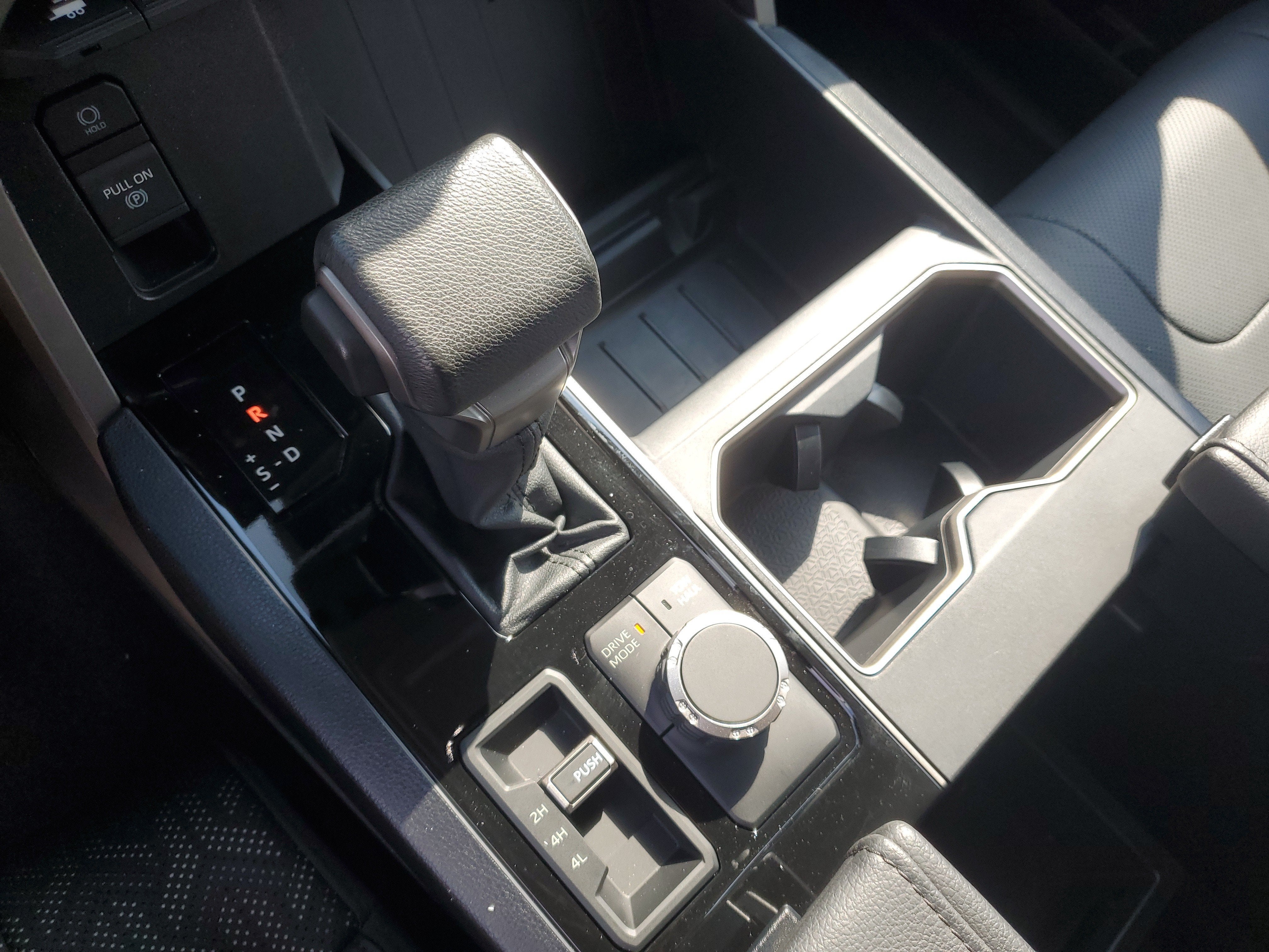 2023 Toyota Tundra 4WD SR5