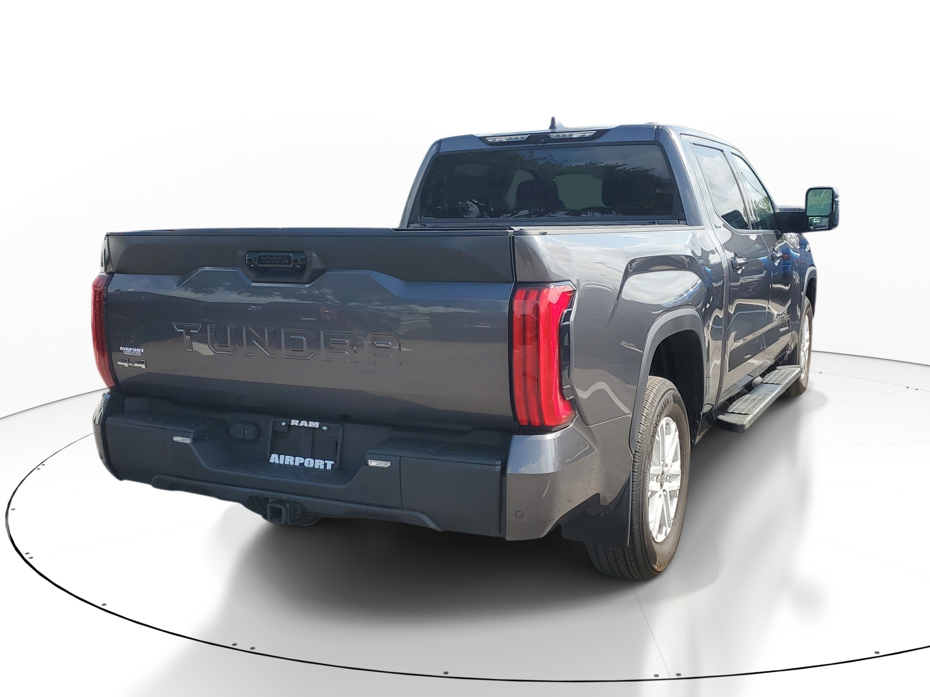 2023 Toyota Tundra 4WD SR5