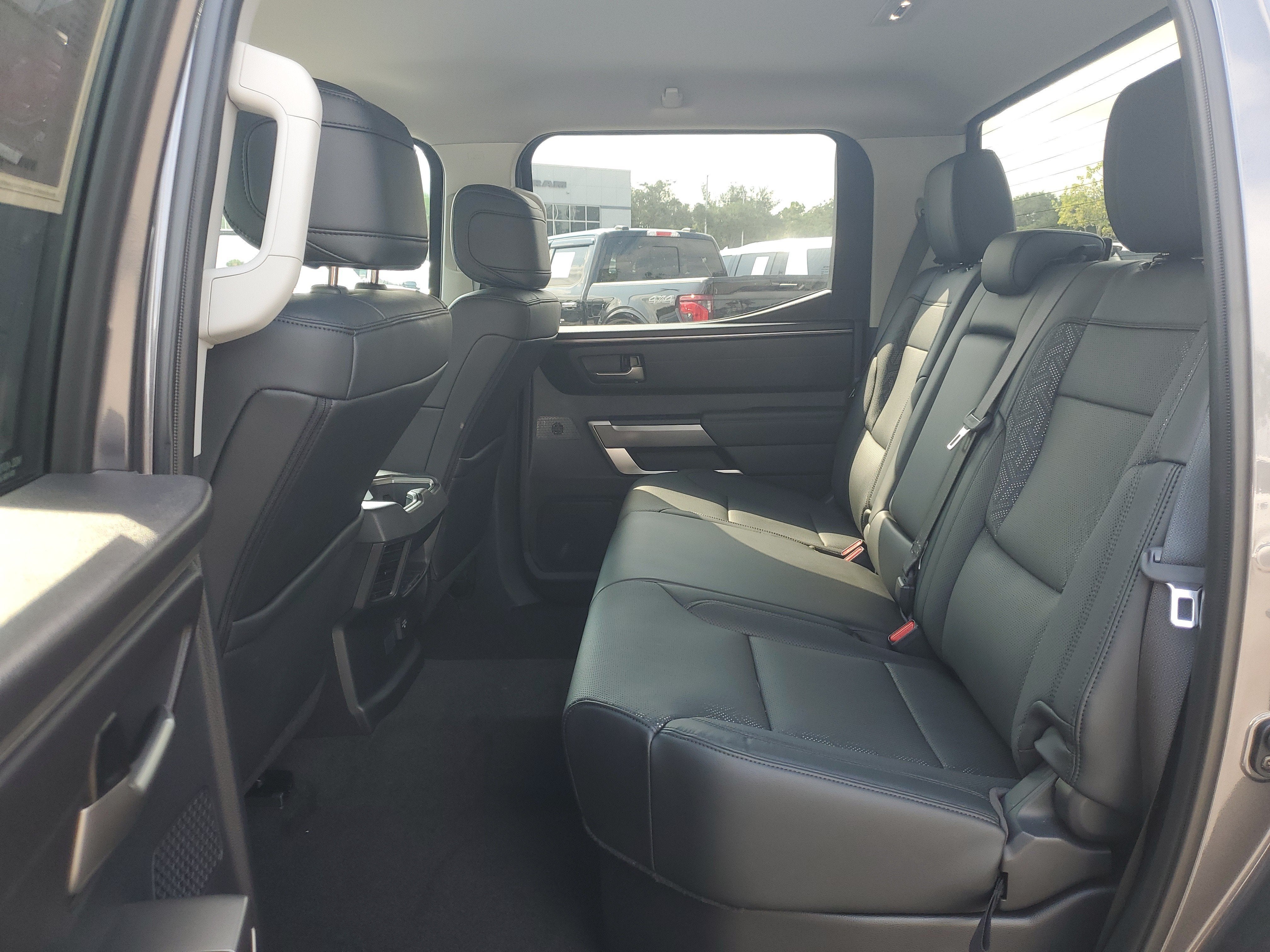 2023 Toyota Tundra 4WD SR5
