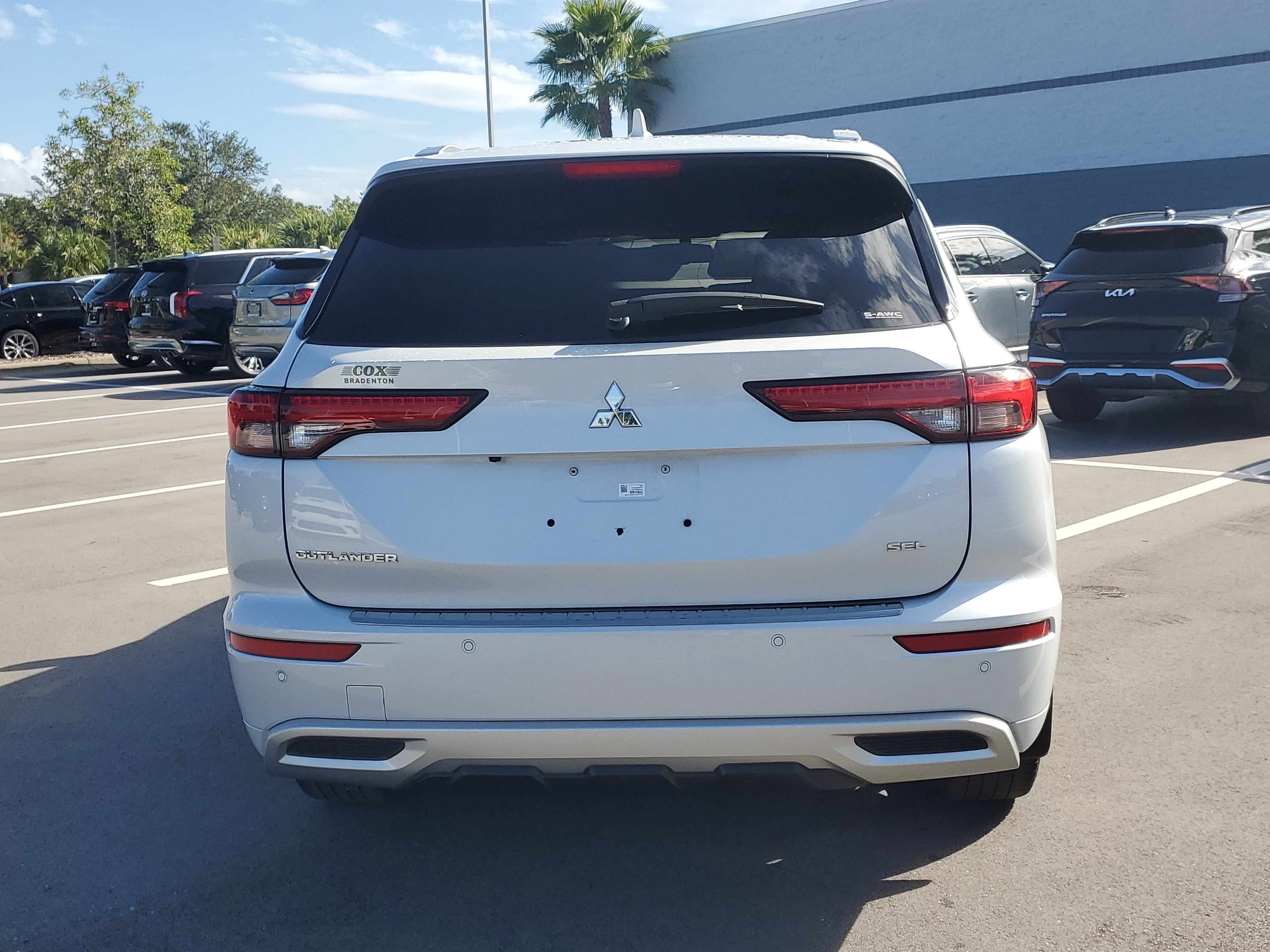 2023 Mitsubishi Outlander SEL