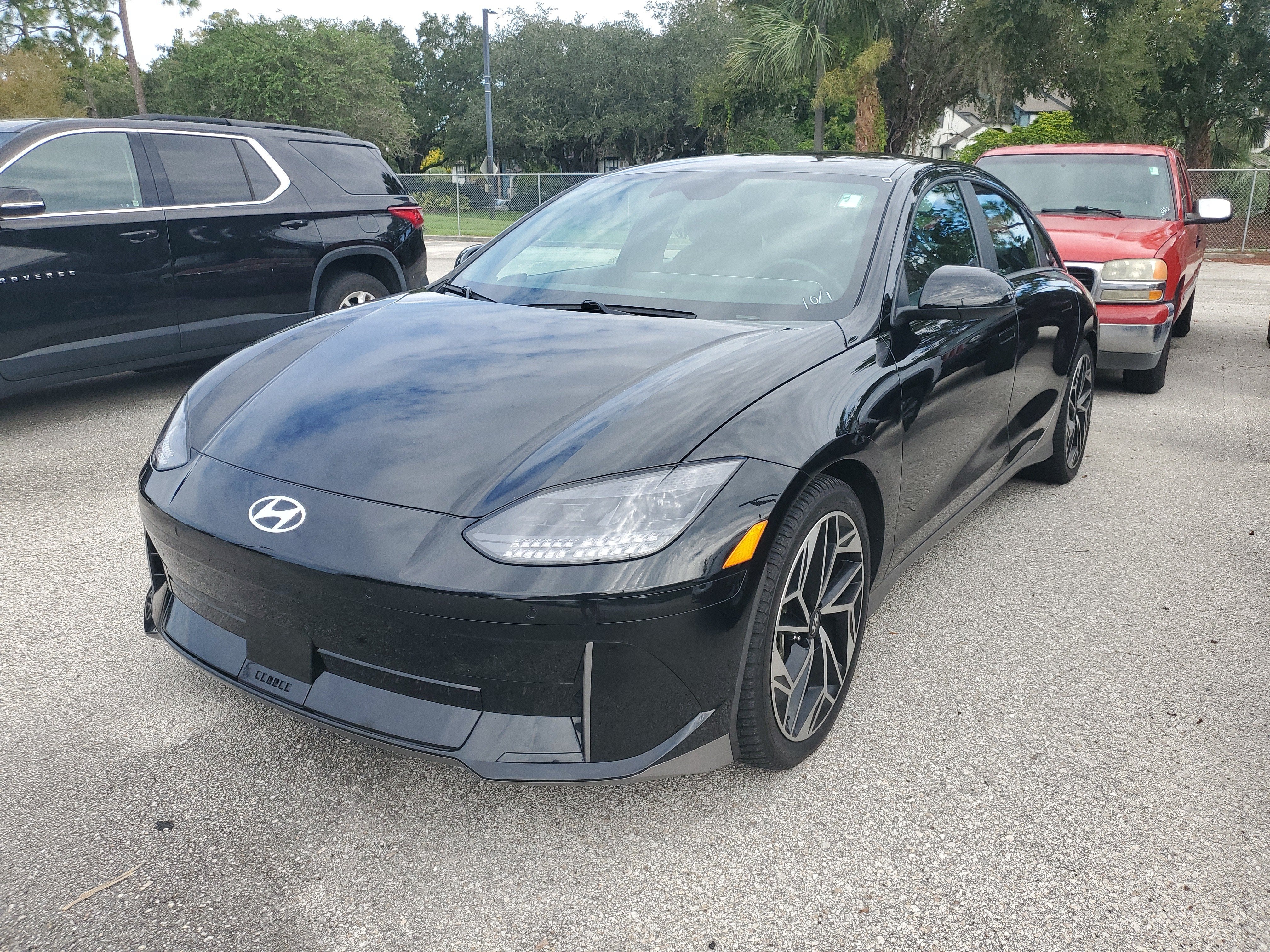 2024 Hyundai IONIQ 6 SEL