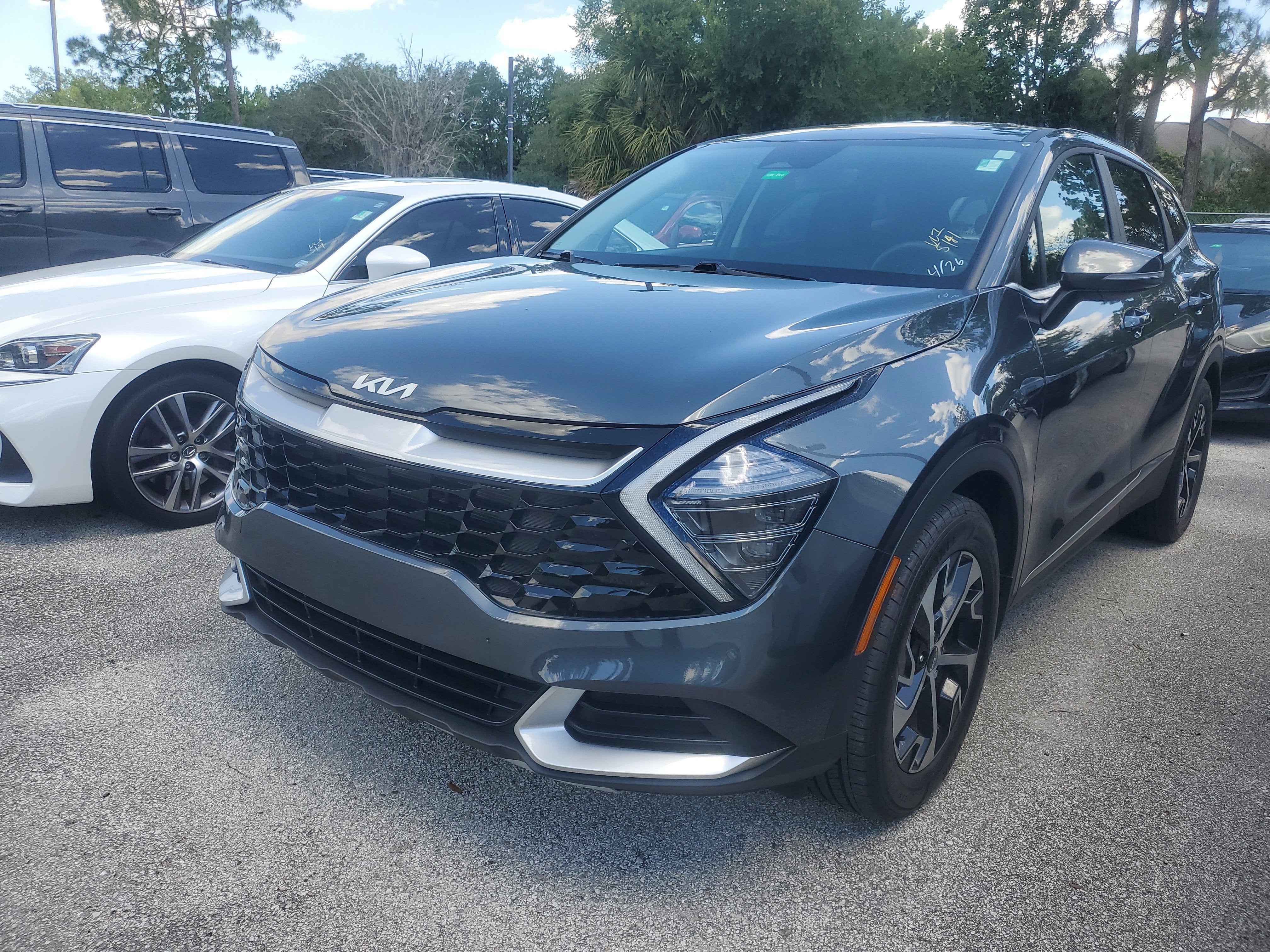 2024 Kia Sportage EX
