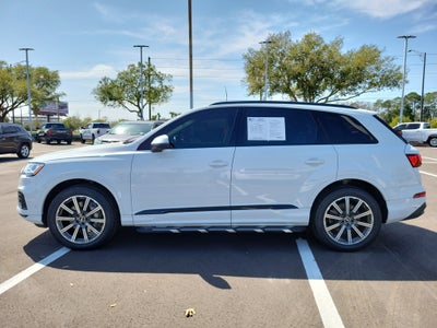 2022 Audi Q7 Premium Plus