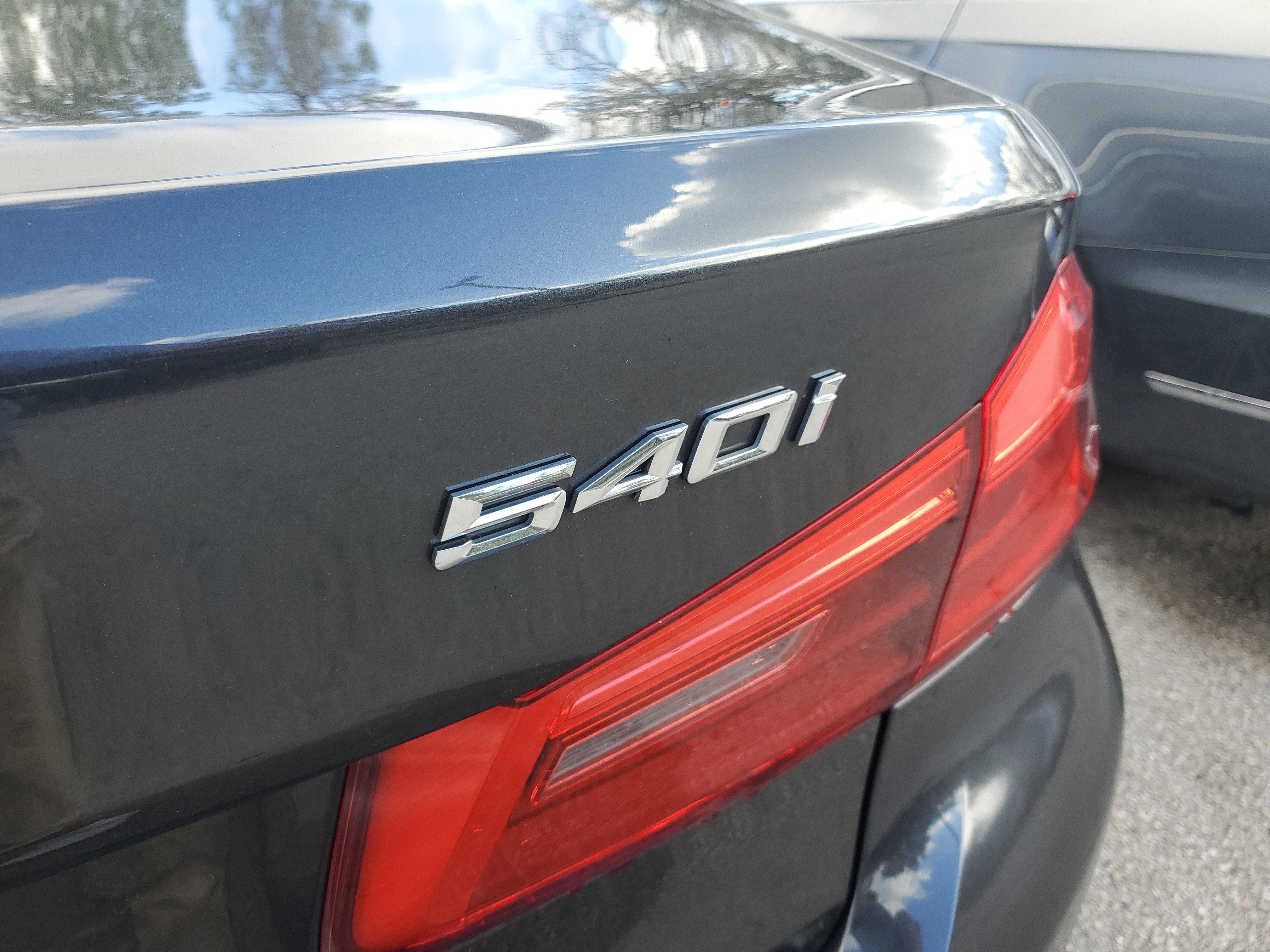 2017 BMW 5 Series 540i