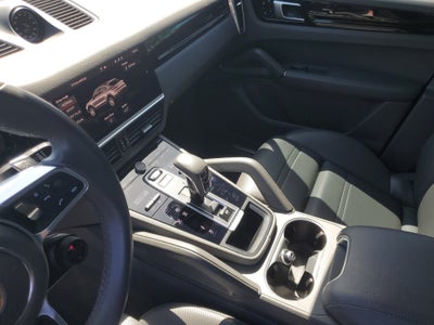 2021 Porsche Cayenne Base