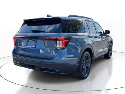 2025 Ford Explorer ST-Line