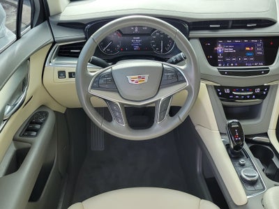 2022 Cadillac XT5 FWD Premium Luxury