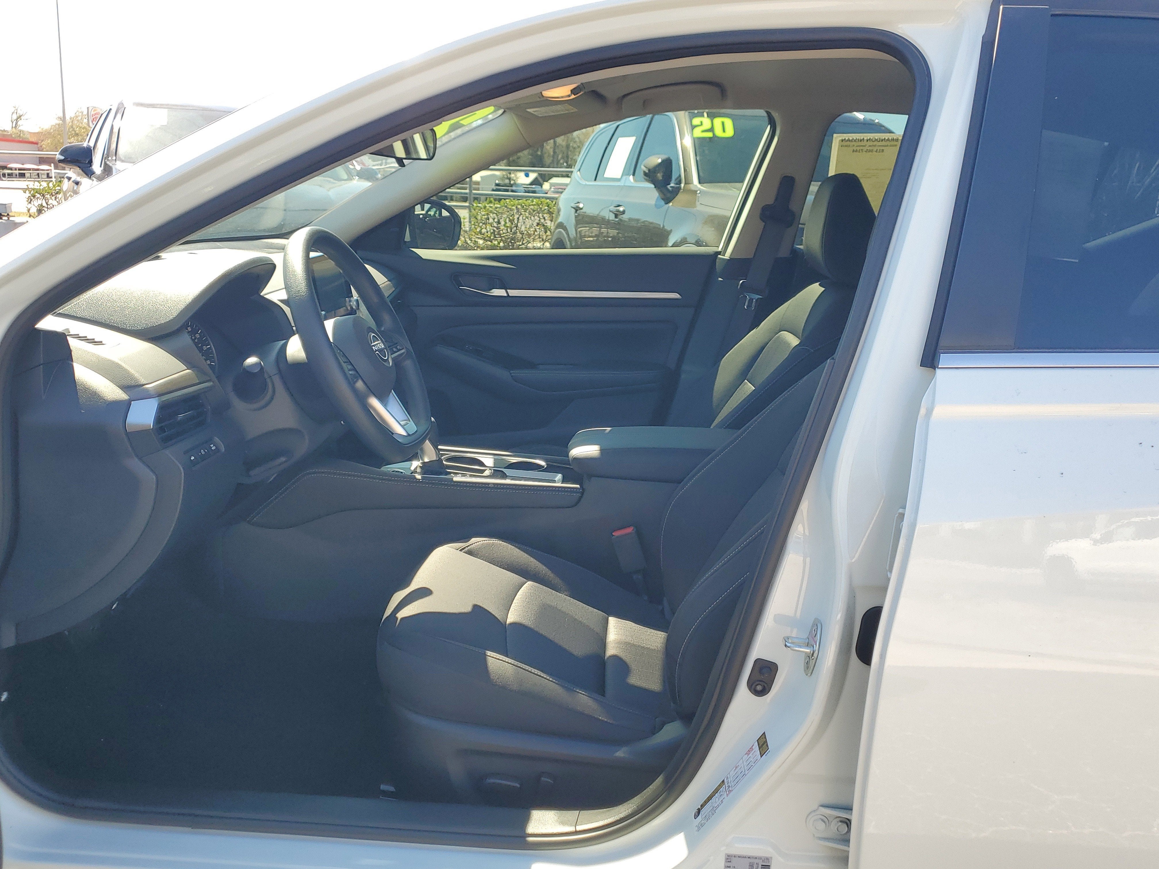 2023 Nissan Altima 2.5 SV