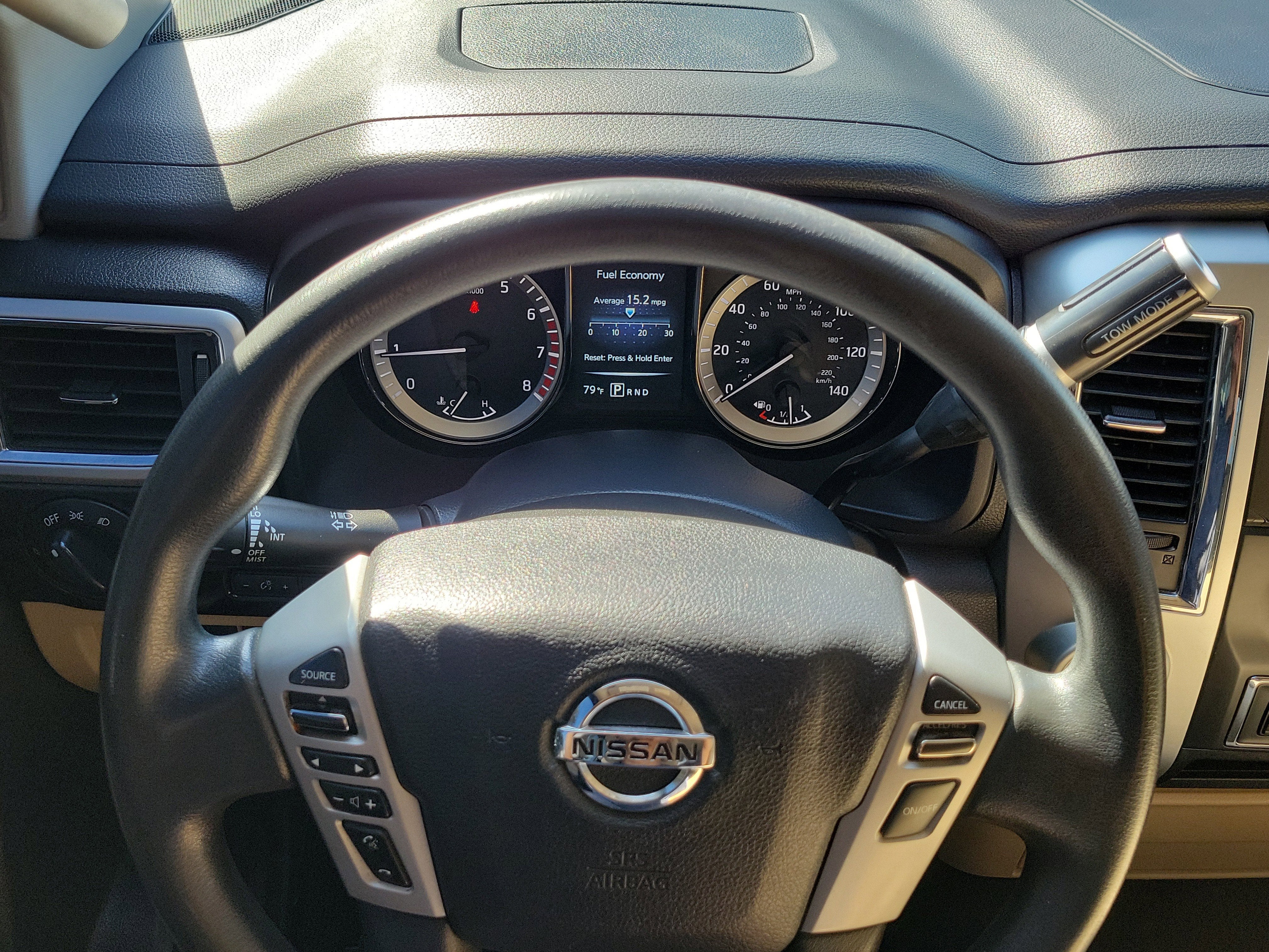 2017 Nissan Titan SV