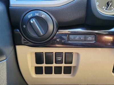2017 Nissan Titan SV