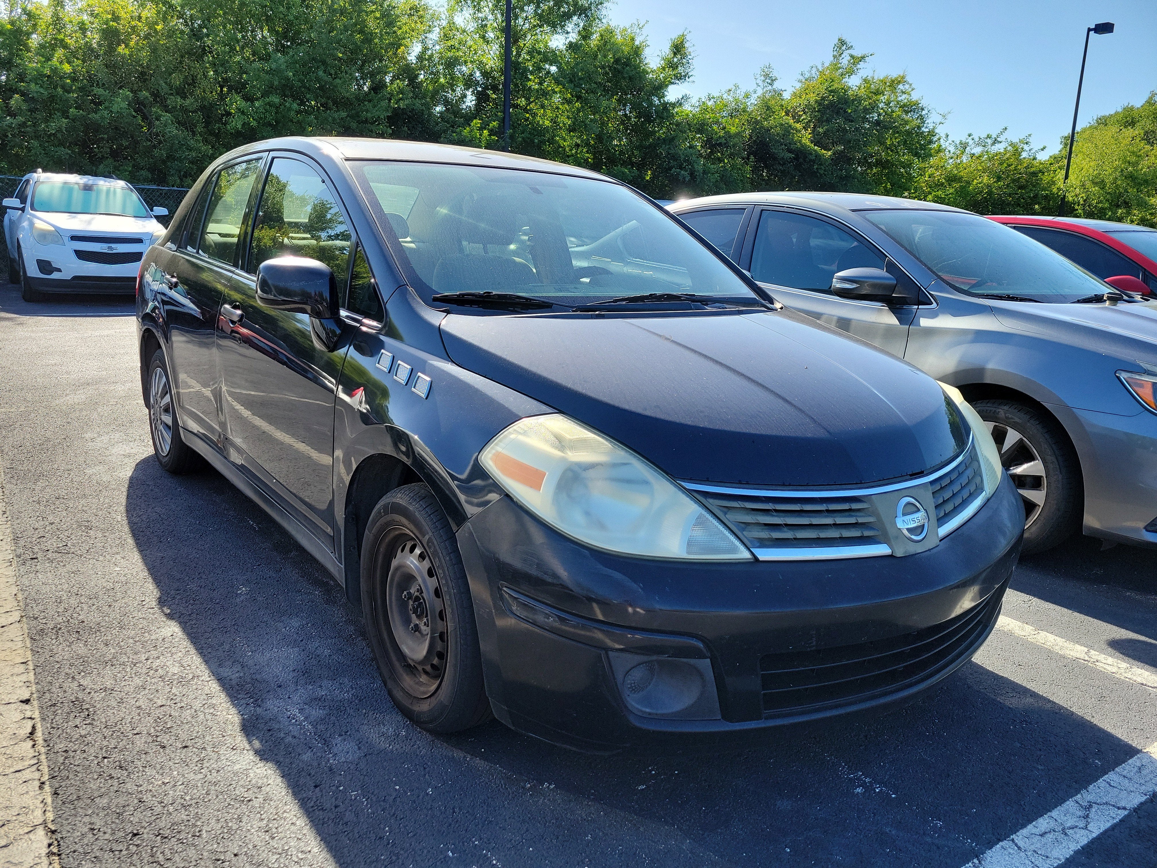 2009 Nissan Versa 1.8 S
