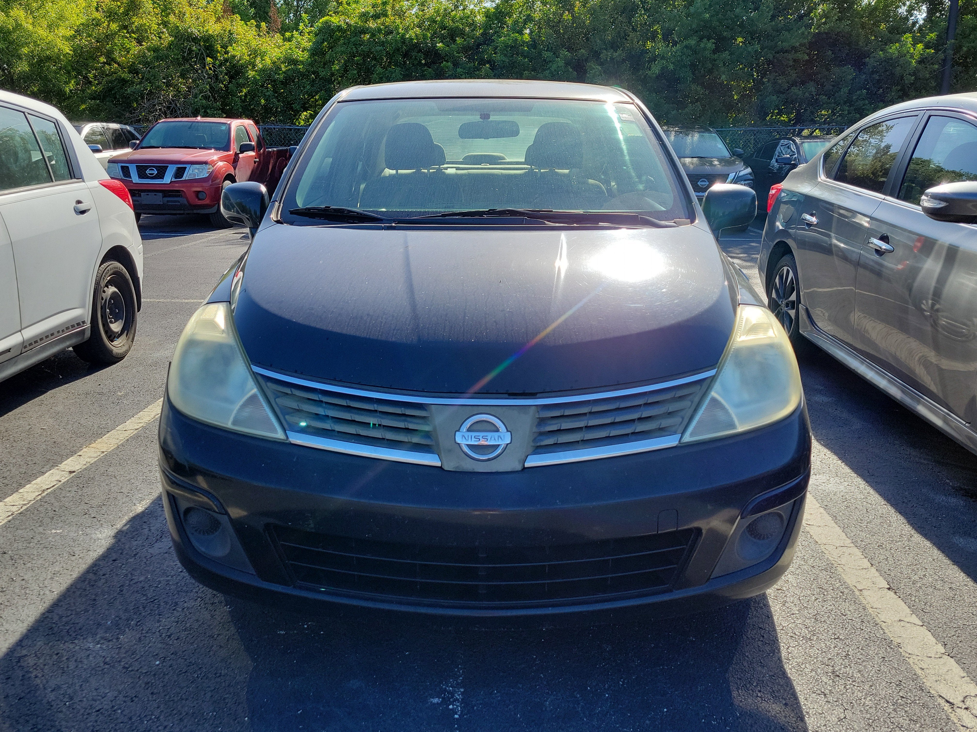 2009 Nissan Versa 1.8 S