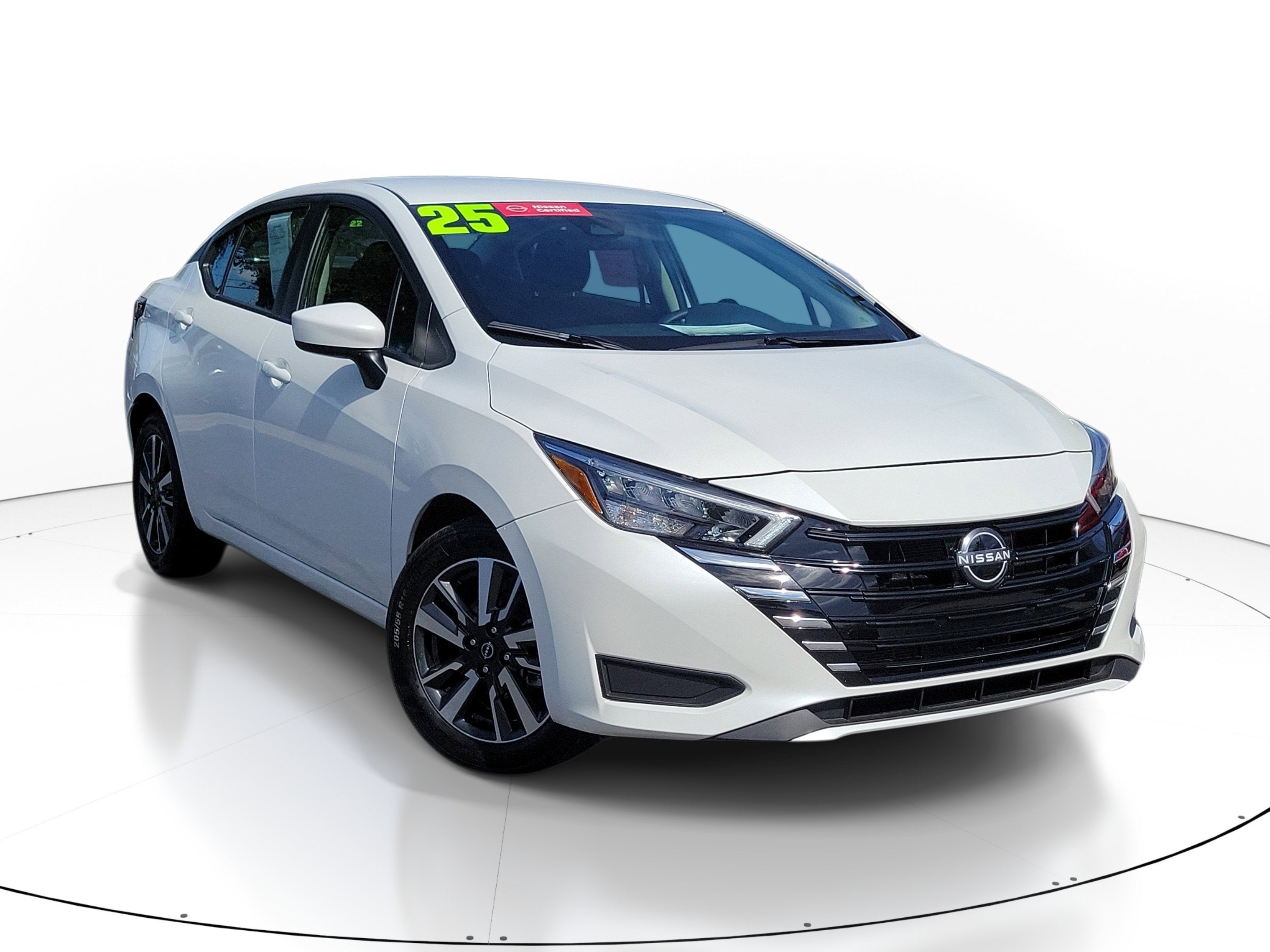 2025 Nissan Versa SV