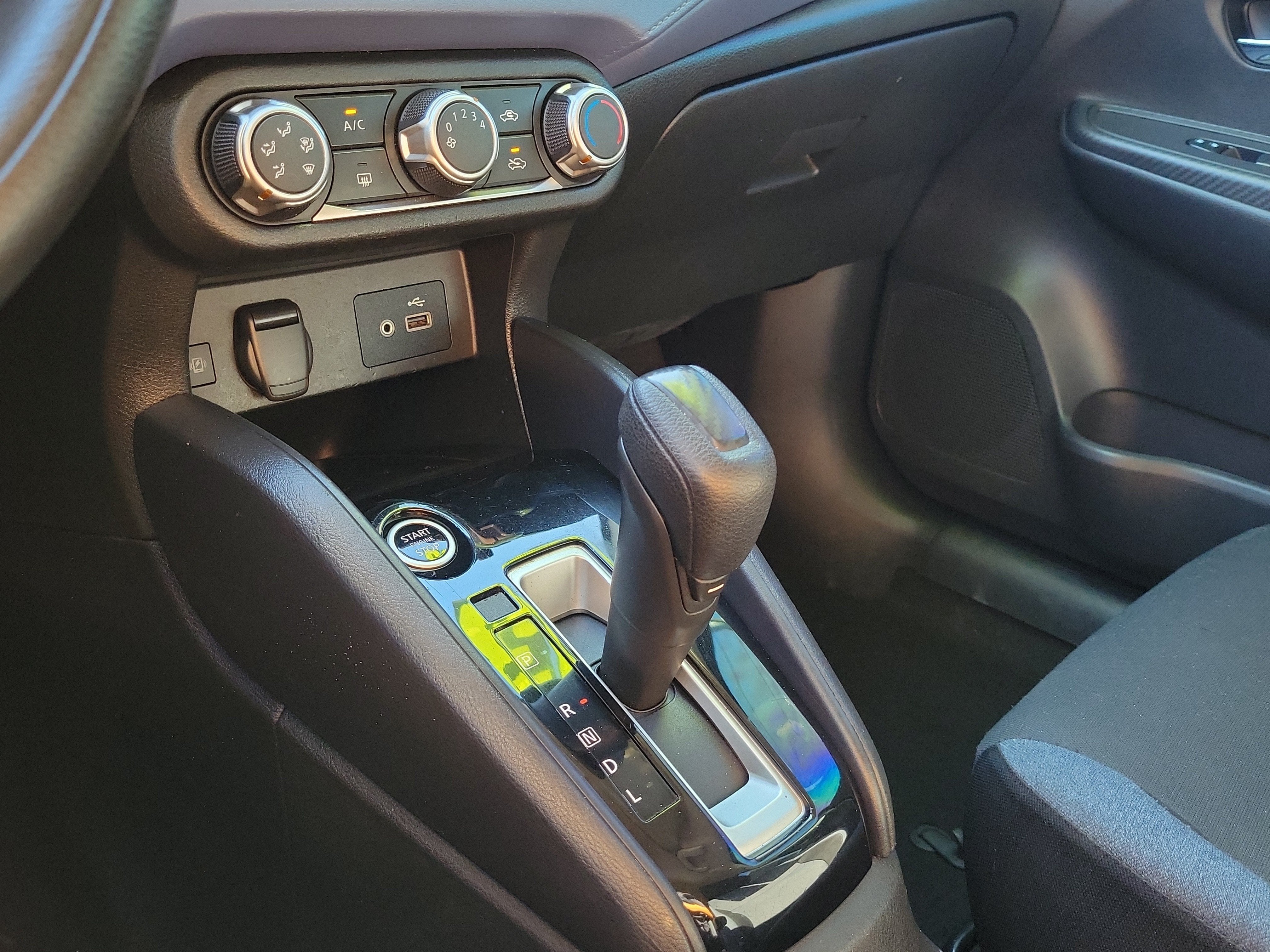 2023 Nissan Versa SV