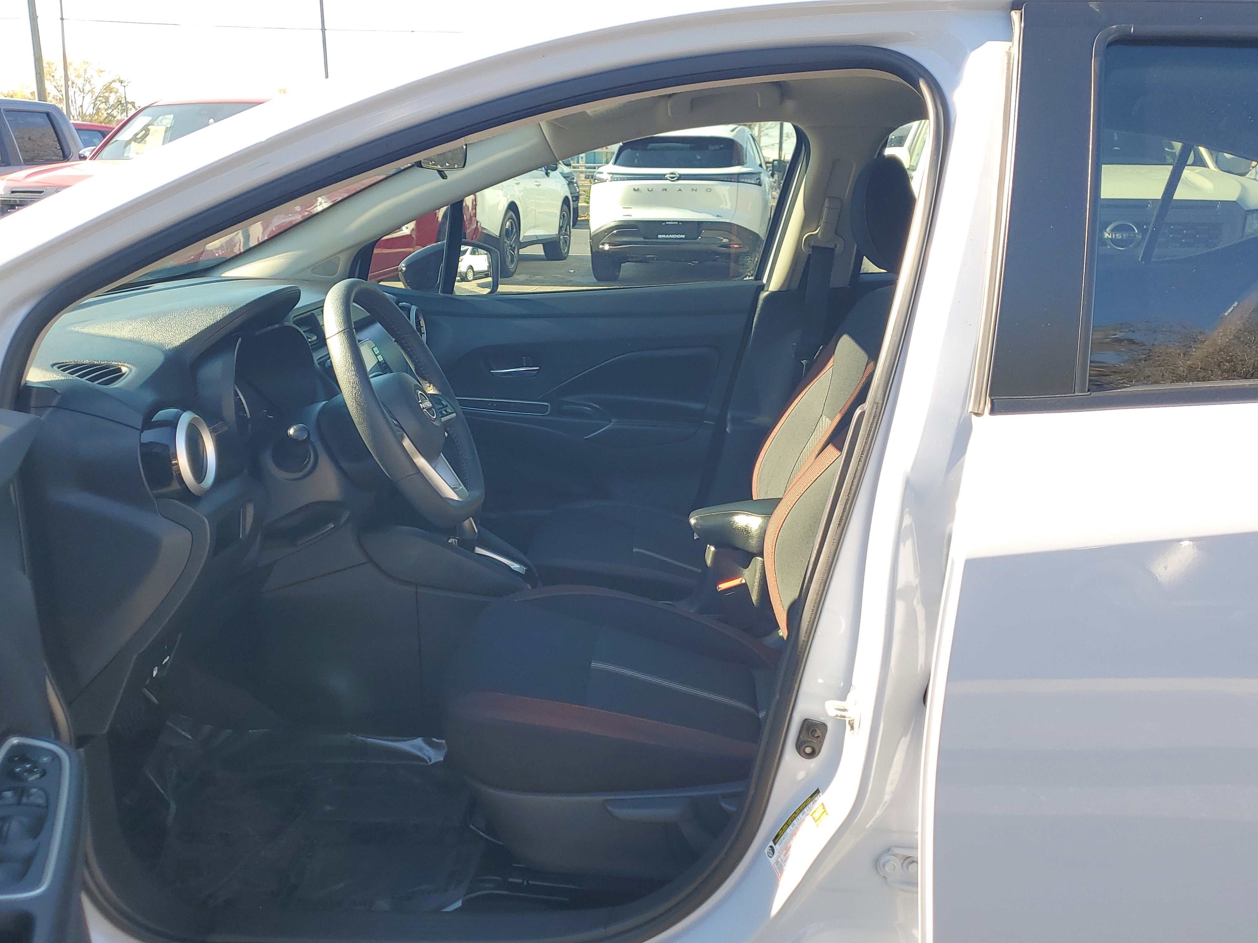 2023 Nissan Versa SR