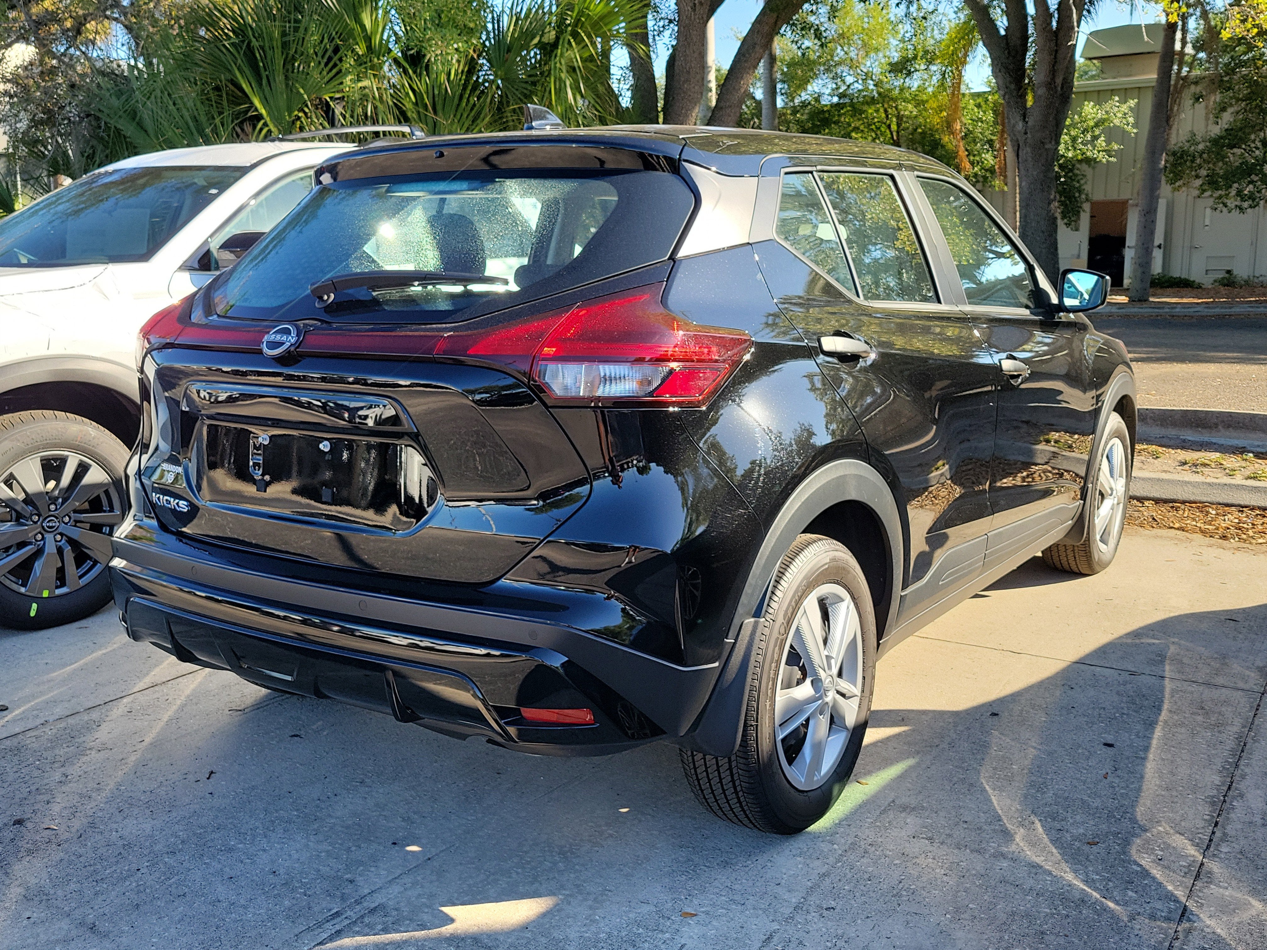 2024 Nissan Kicks S