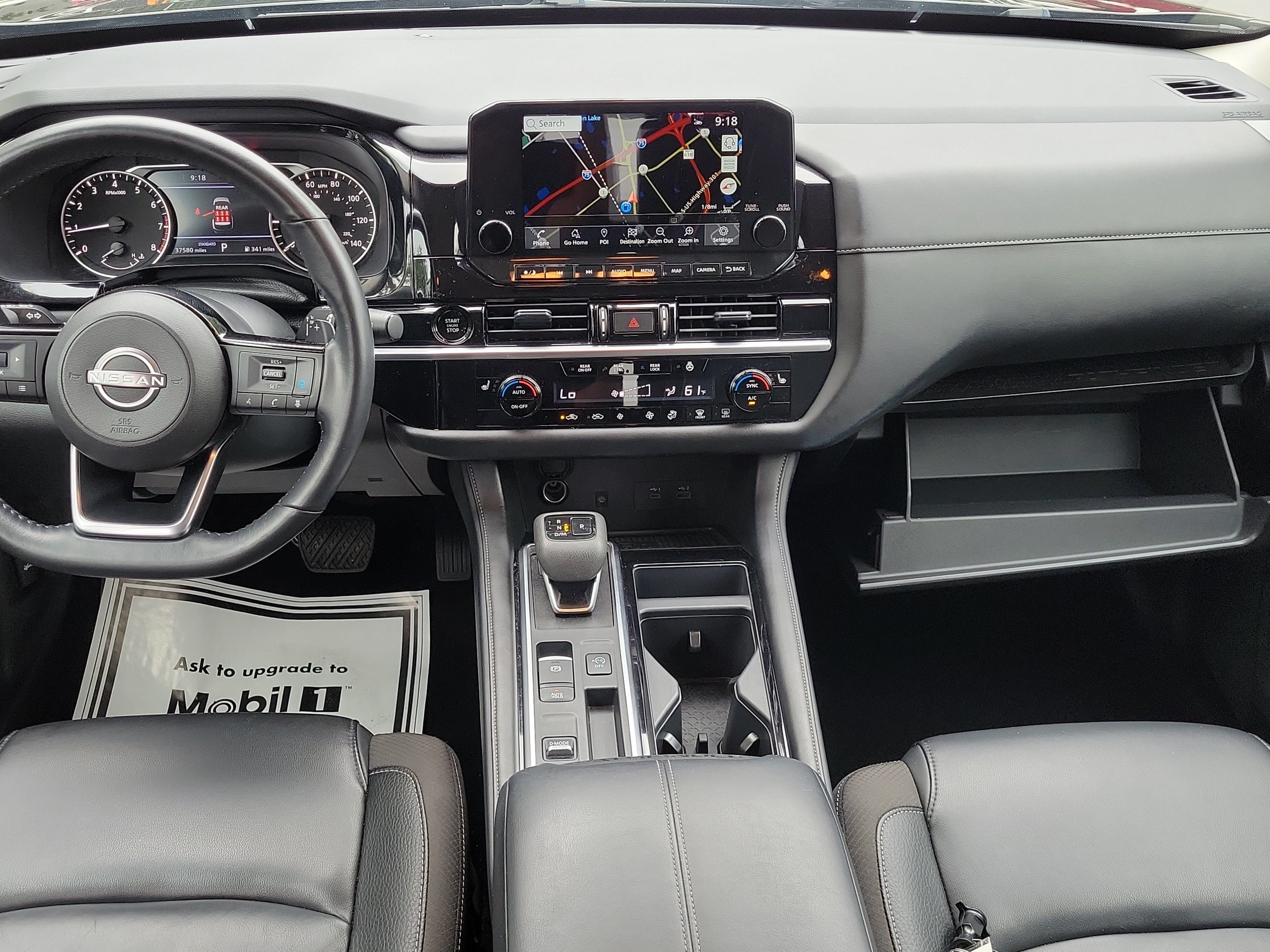 2025 Nissan Pathfinder SL
