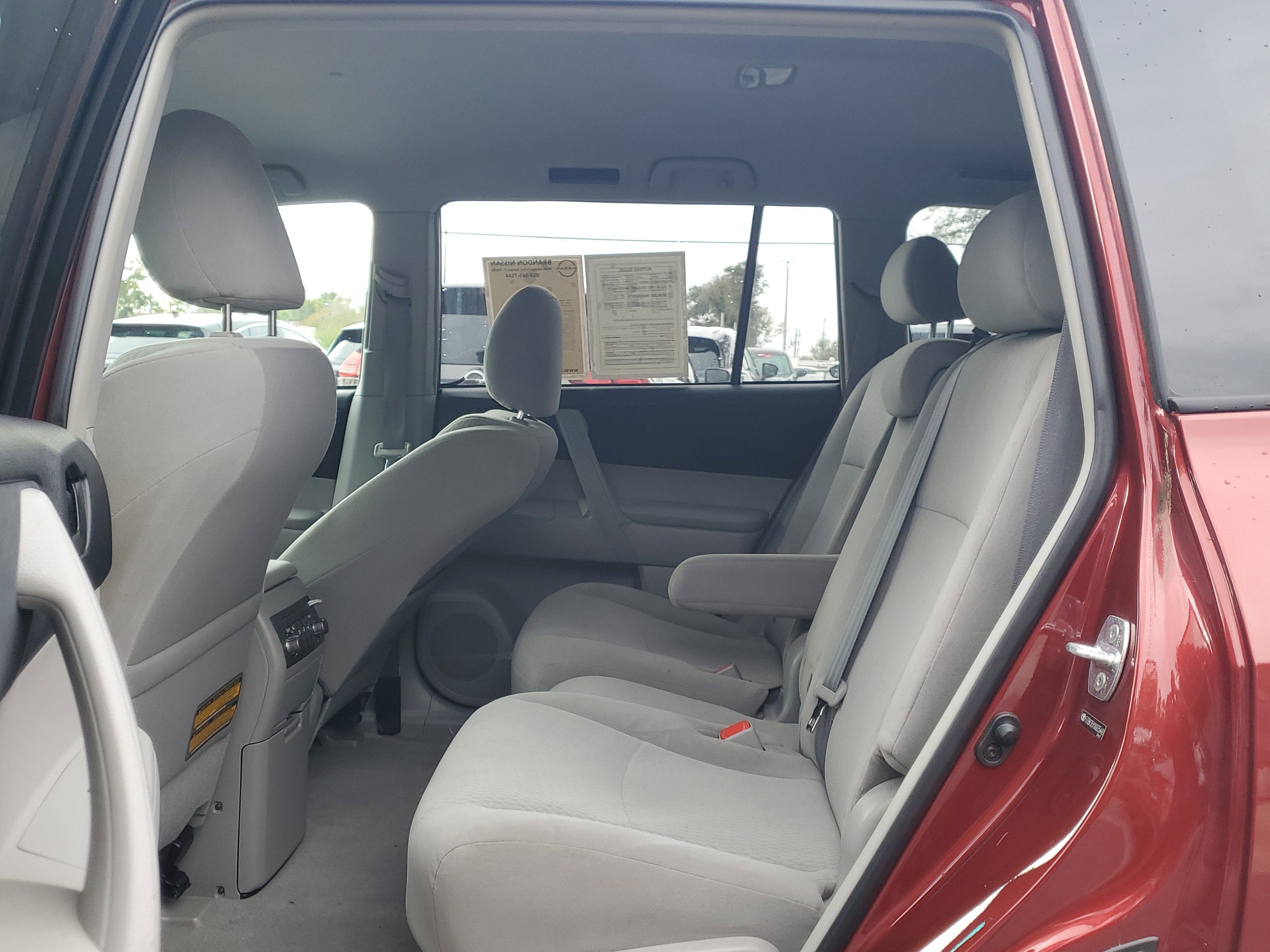 2010 Toyota Highlander Base