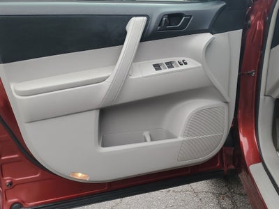 2010 Toyota Highlander Base