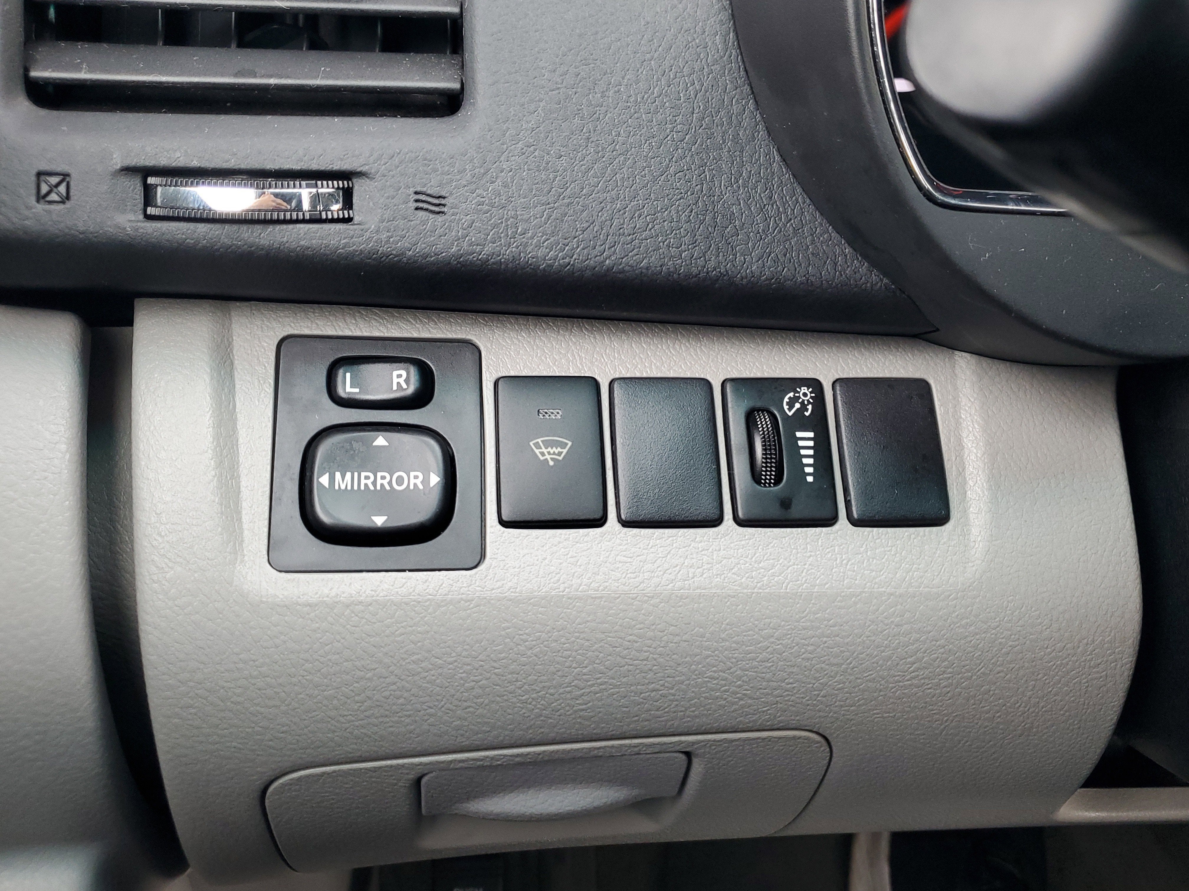 2010 Toyota Highlander Base