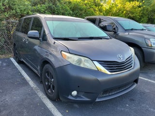2011 Toyota Sienna LE AAS