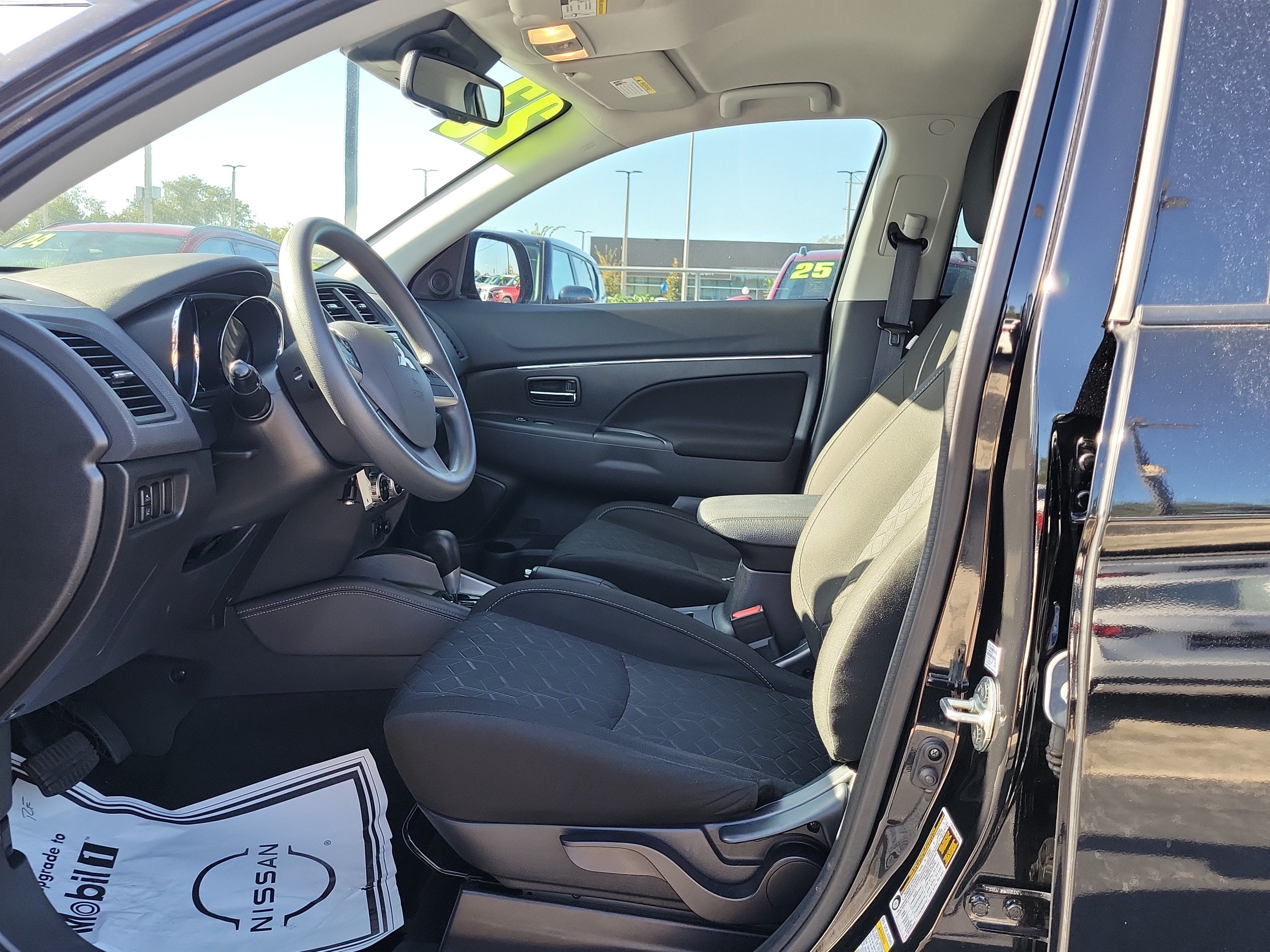 2023 Mitsubishi Outlander Sport ES