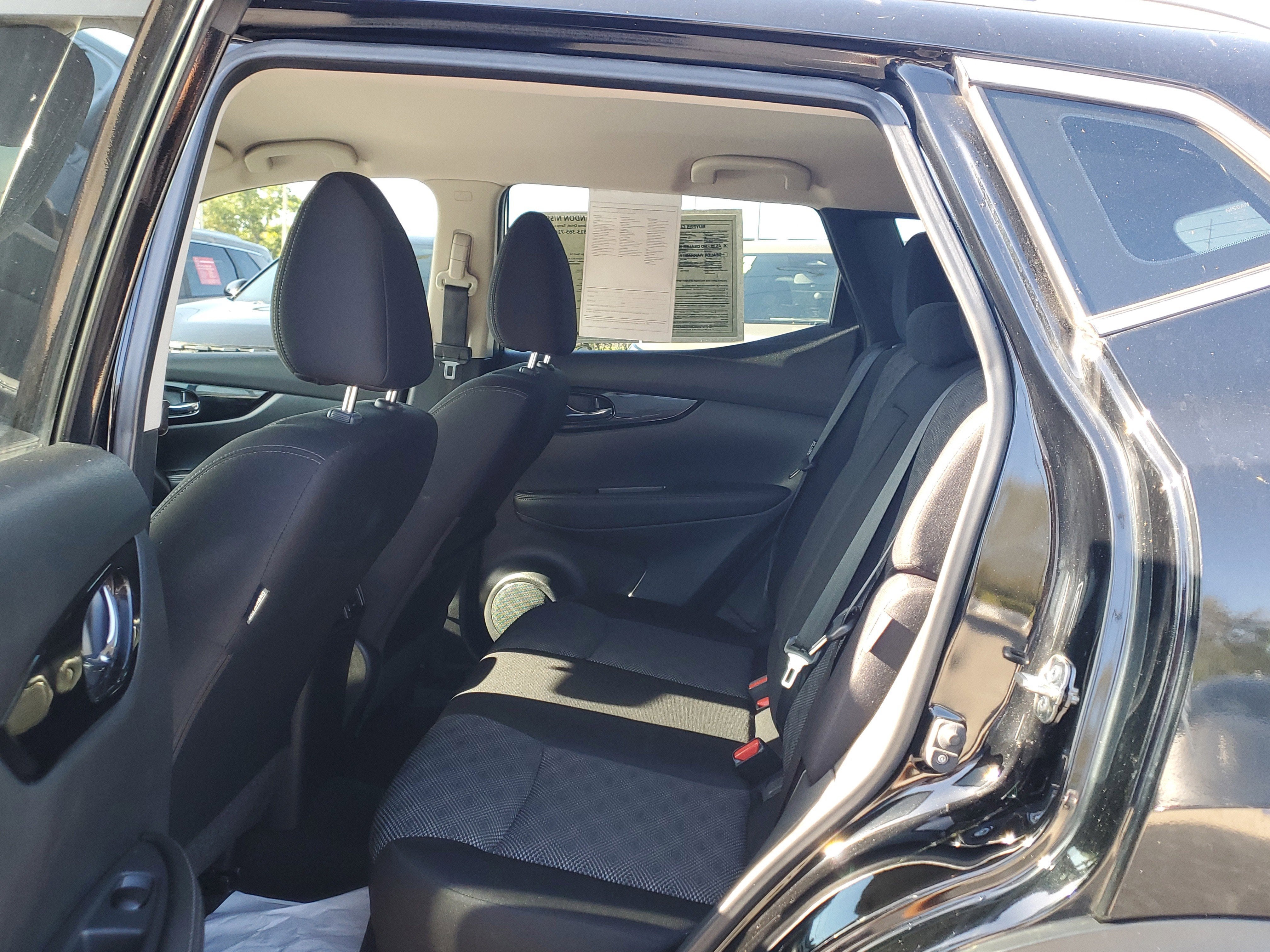 2021 Nissan Rogue Sport SV