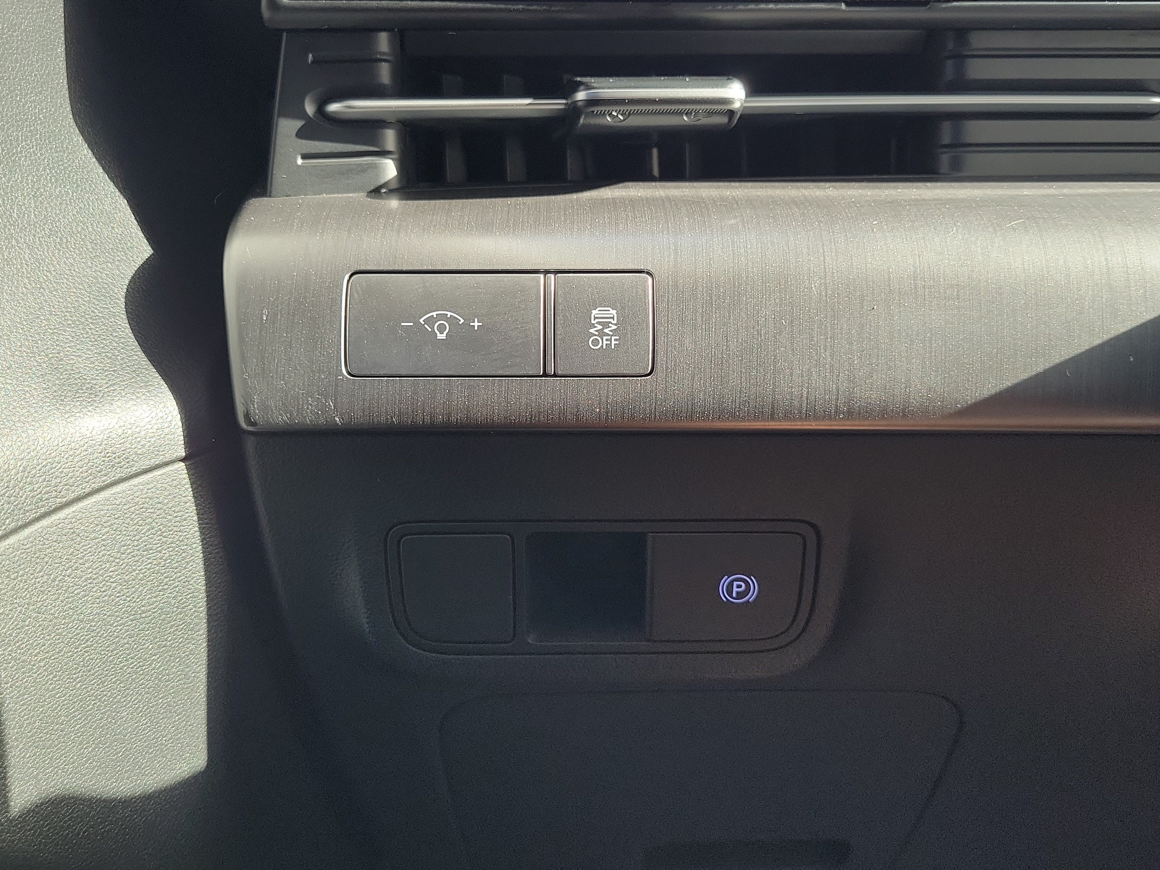 2024 Hyundai Kona Electric SEL