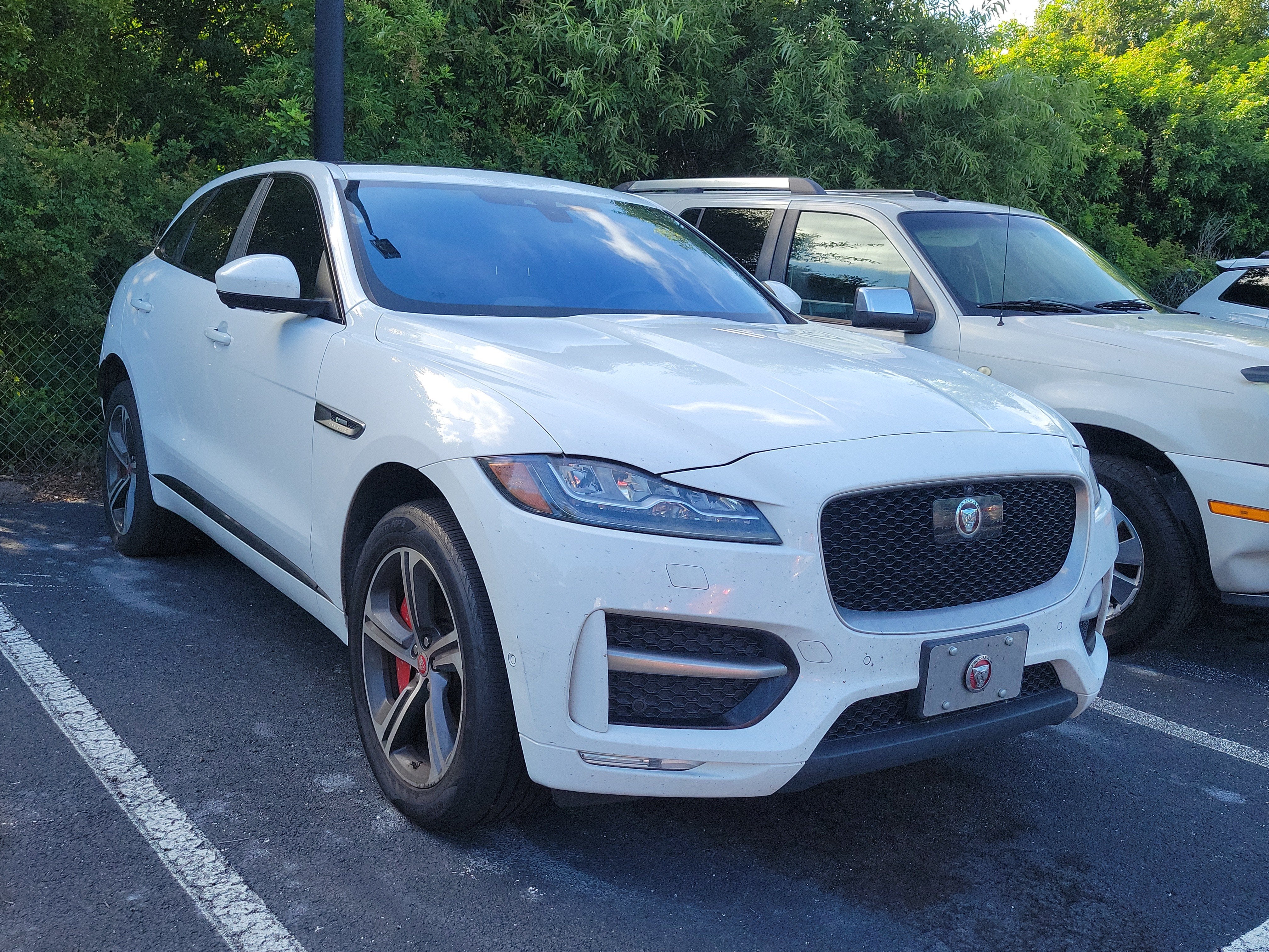 2017 Jaguar F-PACE 35t R-Sport