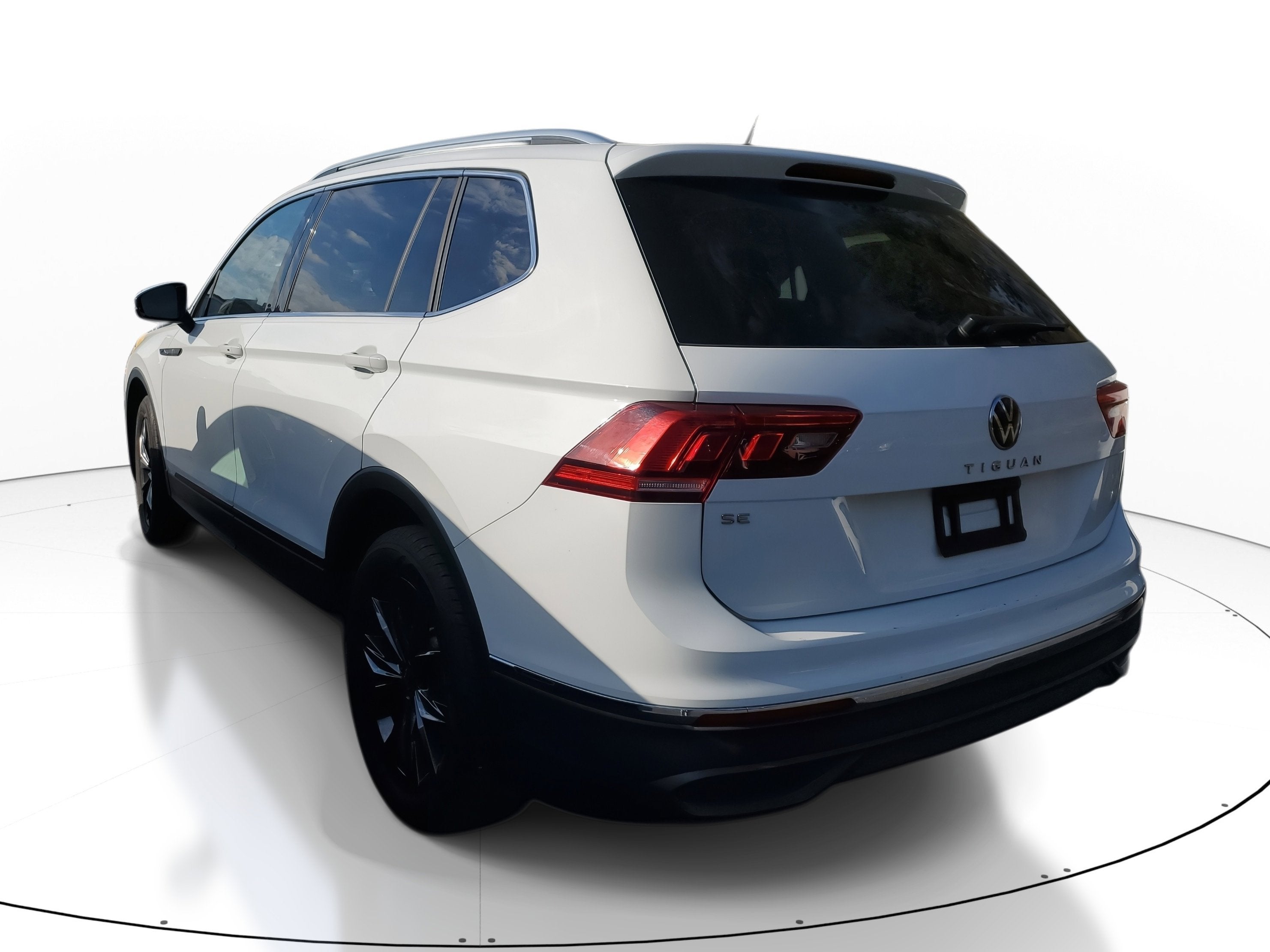 2024 Volkswagen Tiguan SE