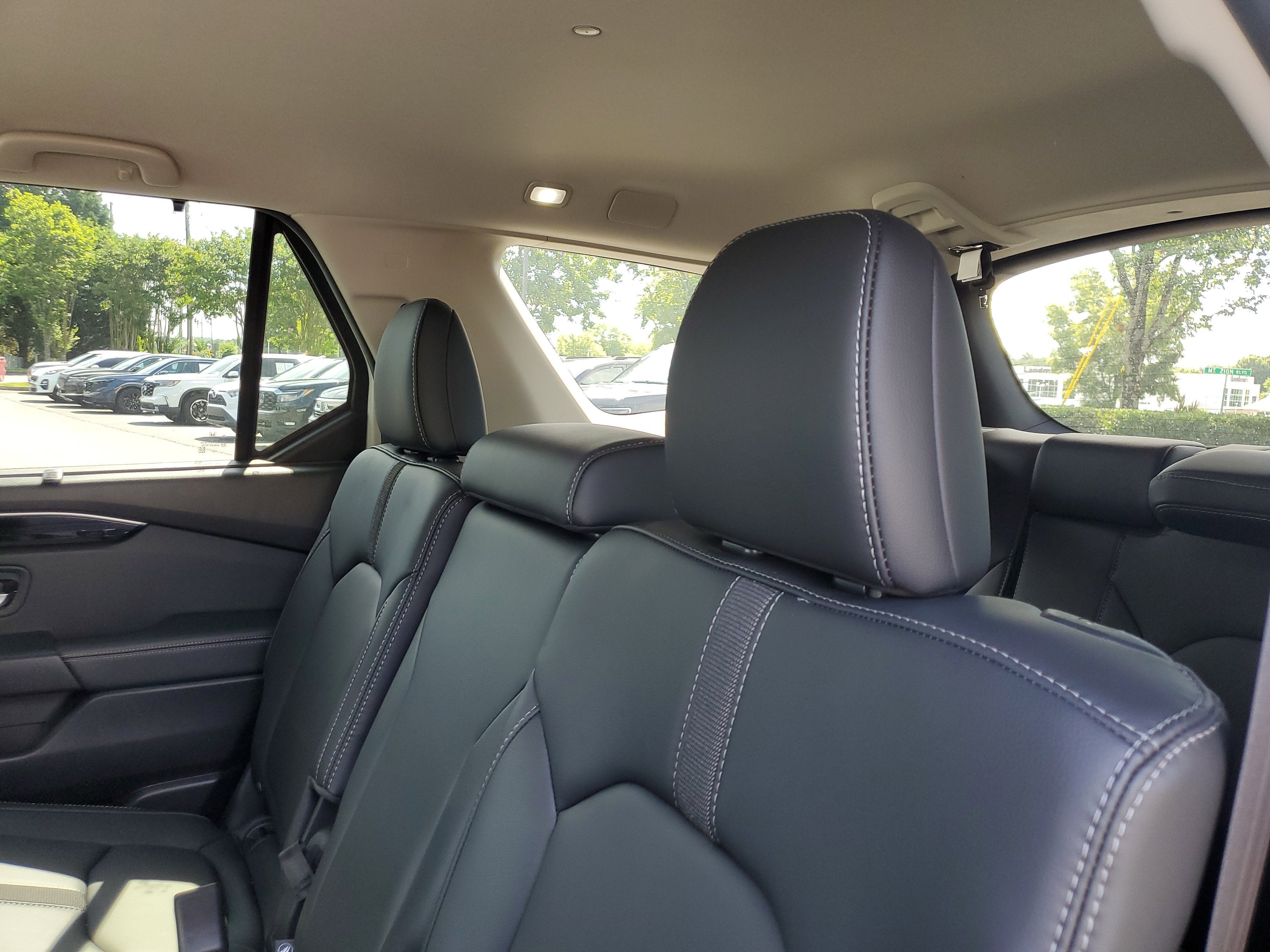 2025 Honda Pilot EX-L+