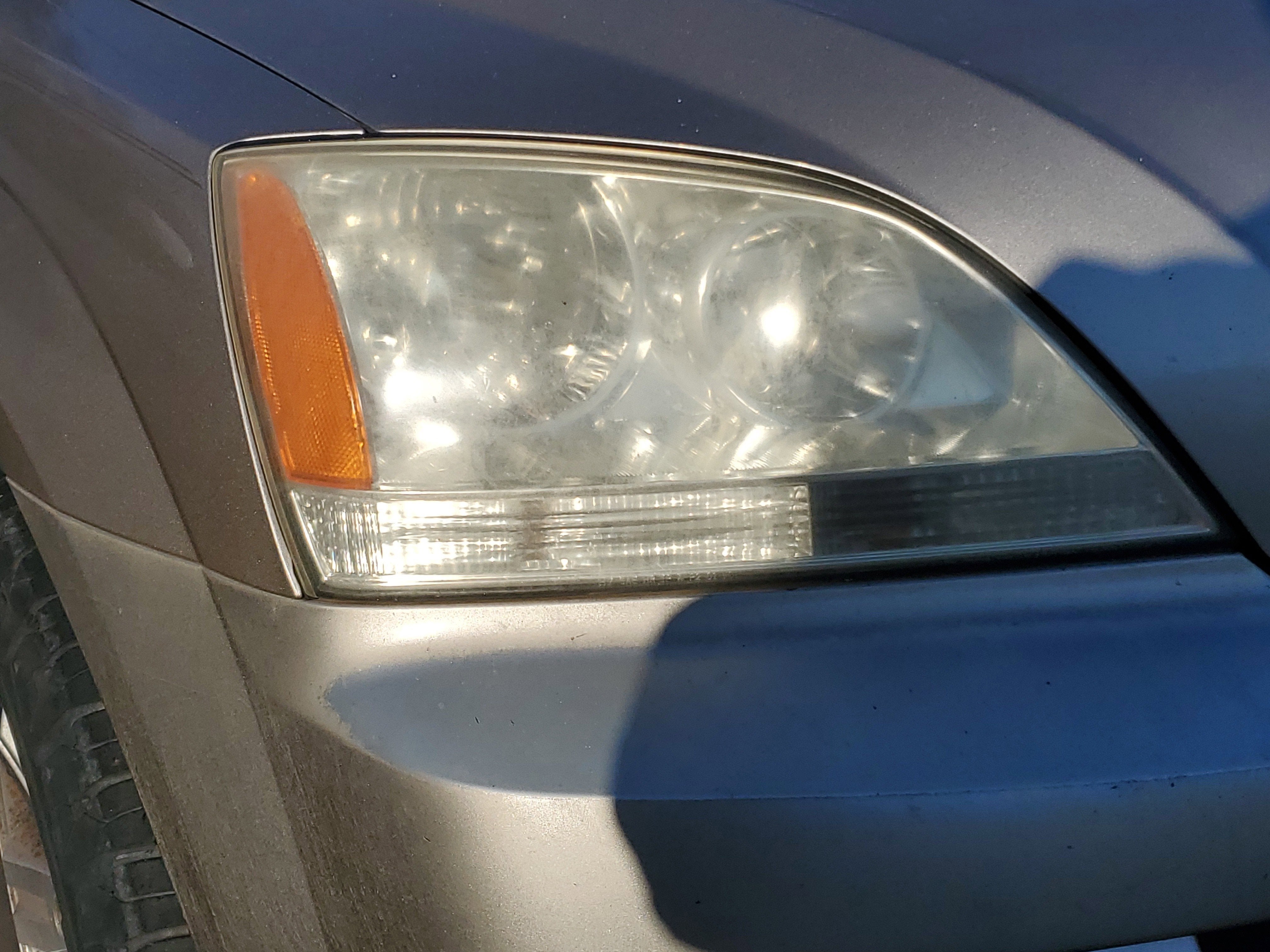 2005 Kia Sorento Base