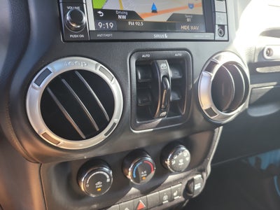 2017 Jeep Wrangler Unlimited Chief Edition