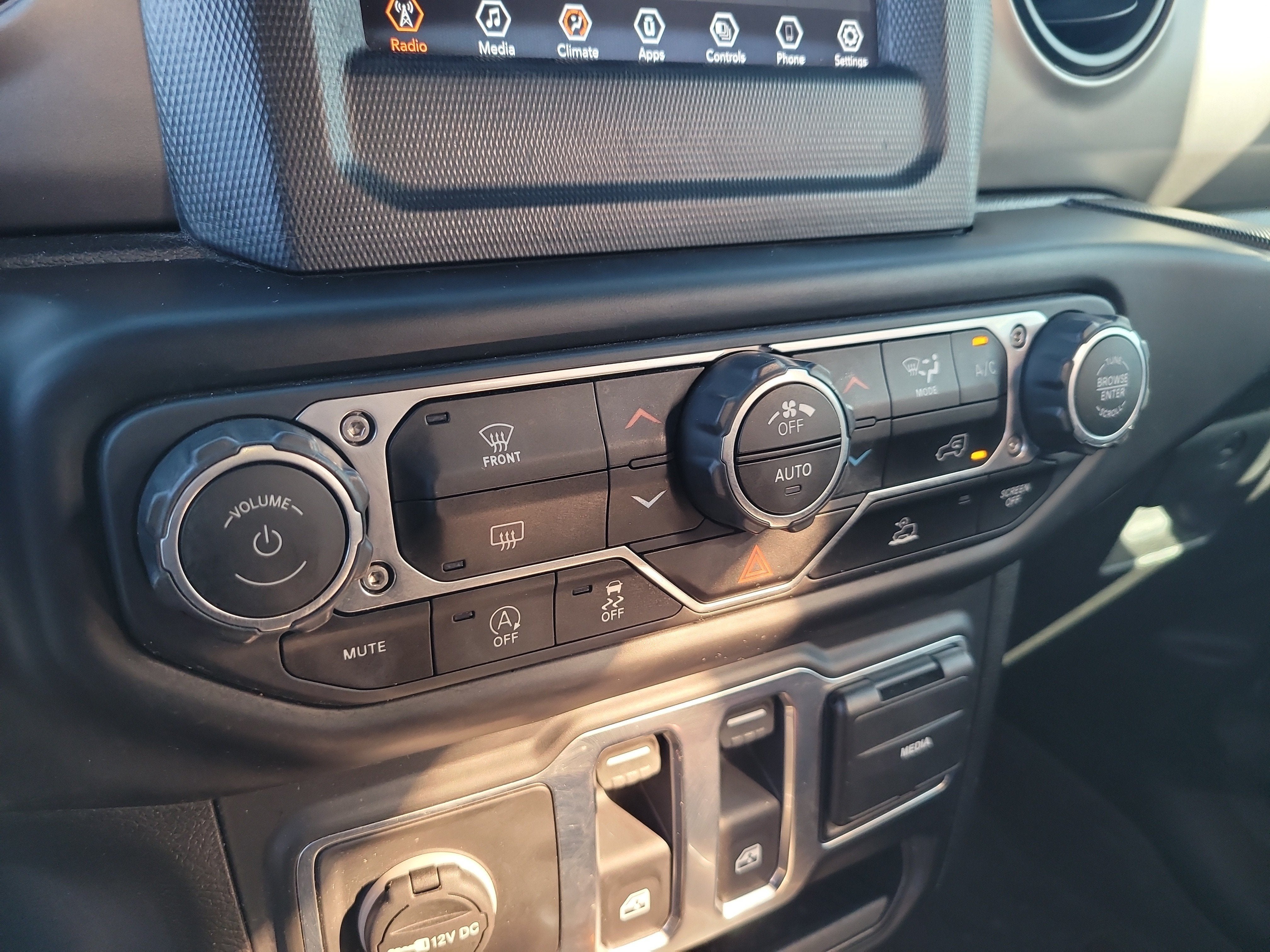 2021 Jeep Wrangler Sport S